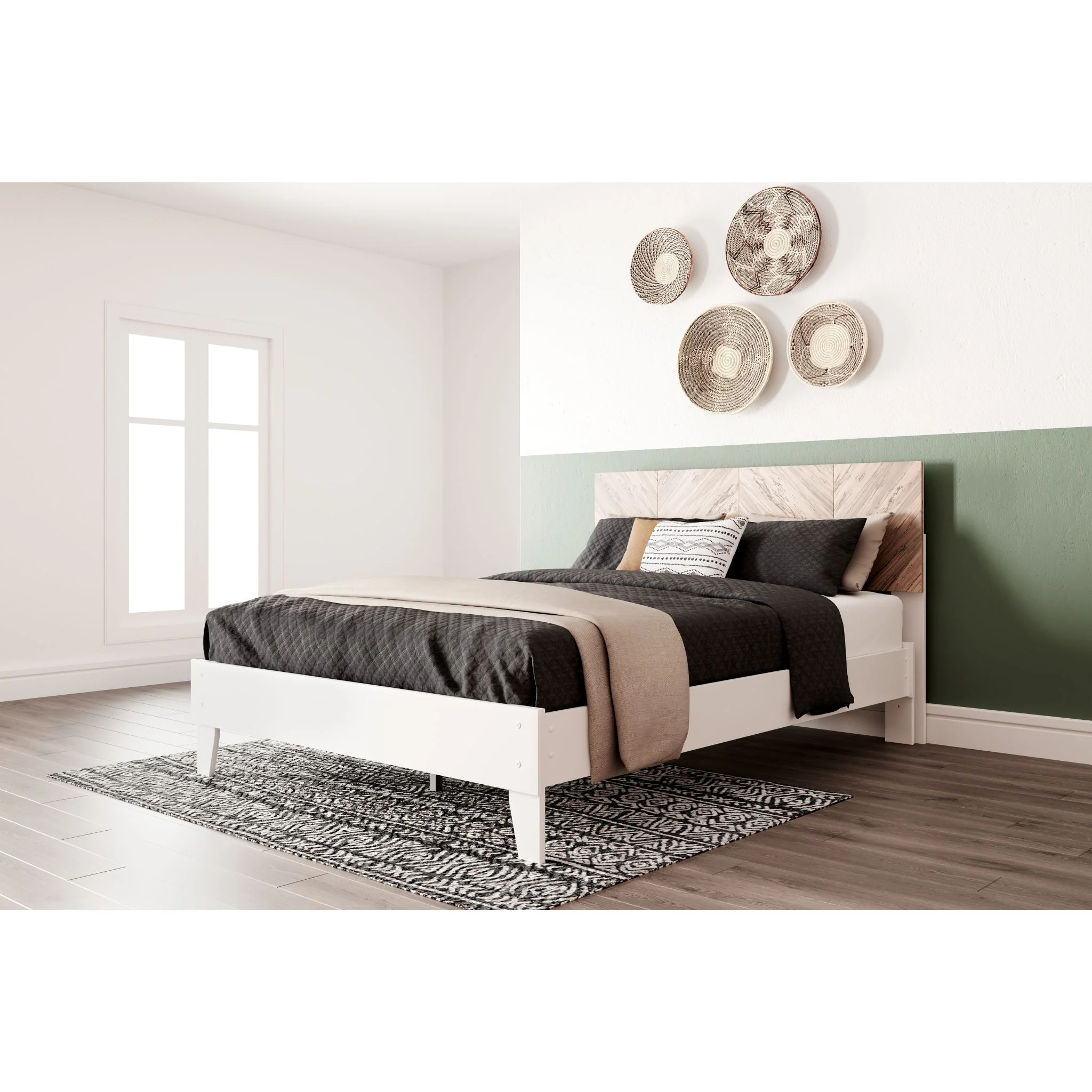 Piperton Queen Platform Bed - Image 2