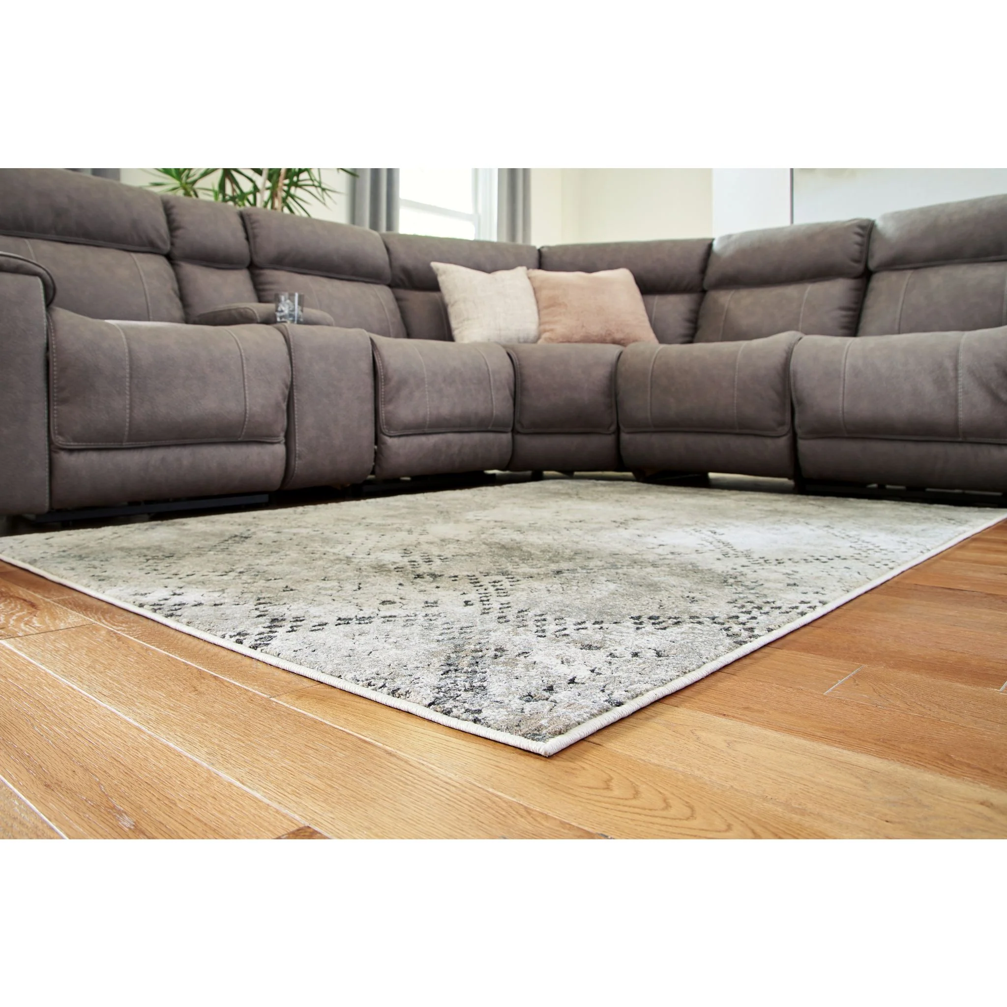 Poincilana Area Rug - Image 3