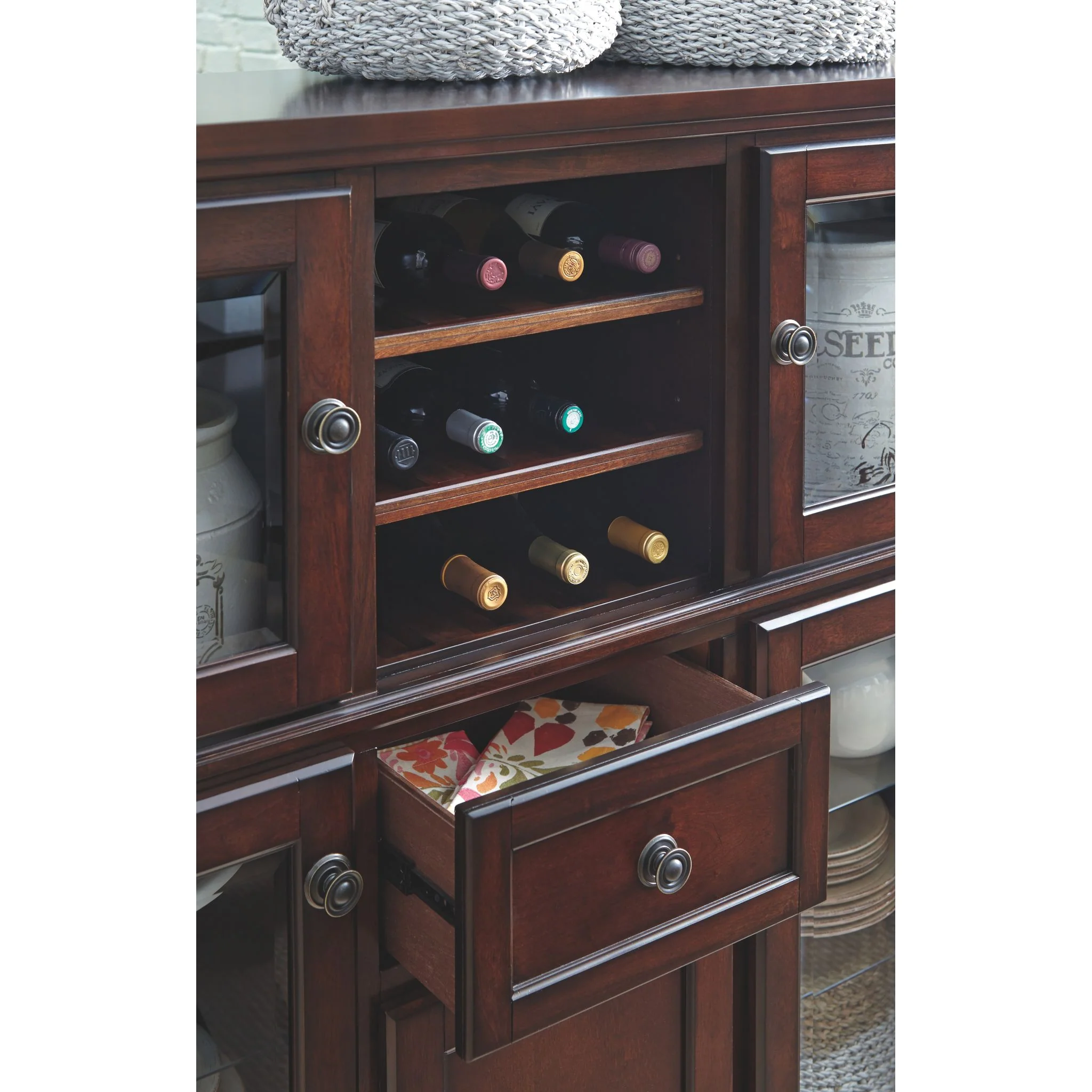Porter Dining Server - Image 3