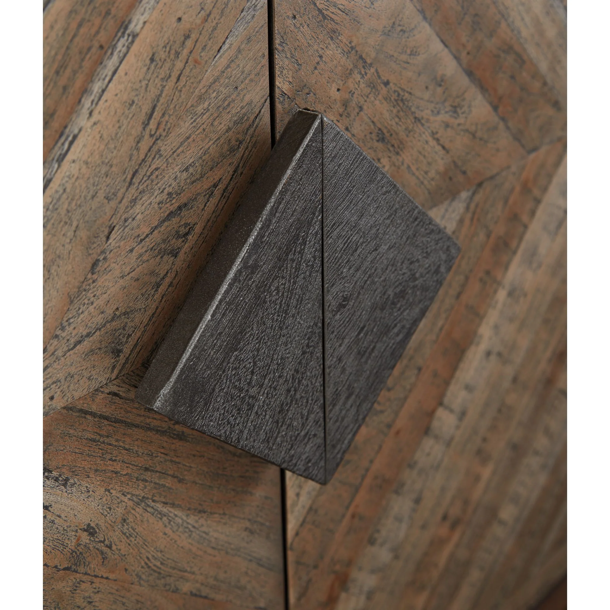 Premridge Cabinet - Image 10