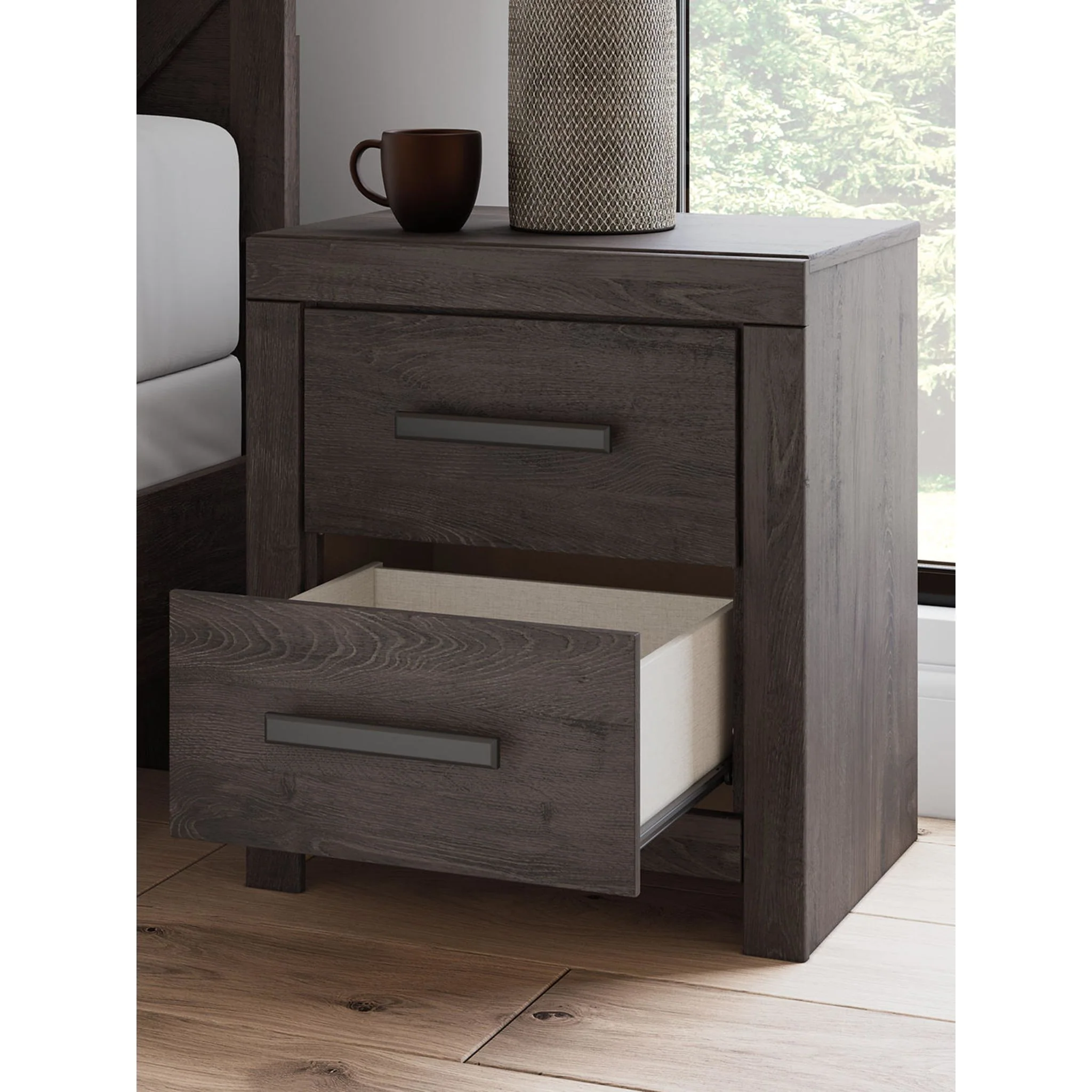 Prendonea Nightstand - Image 7