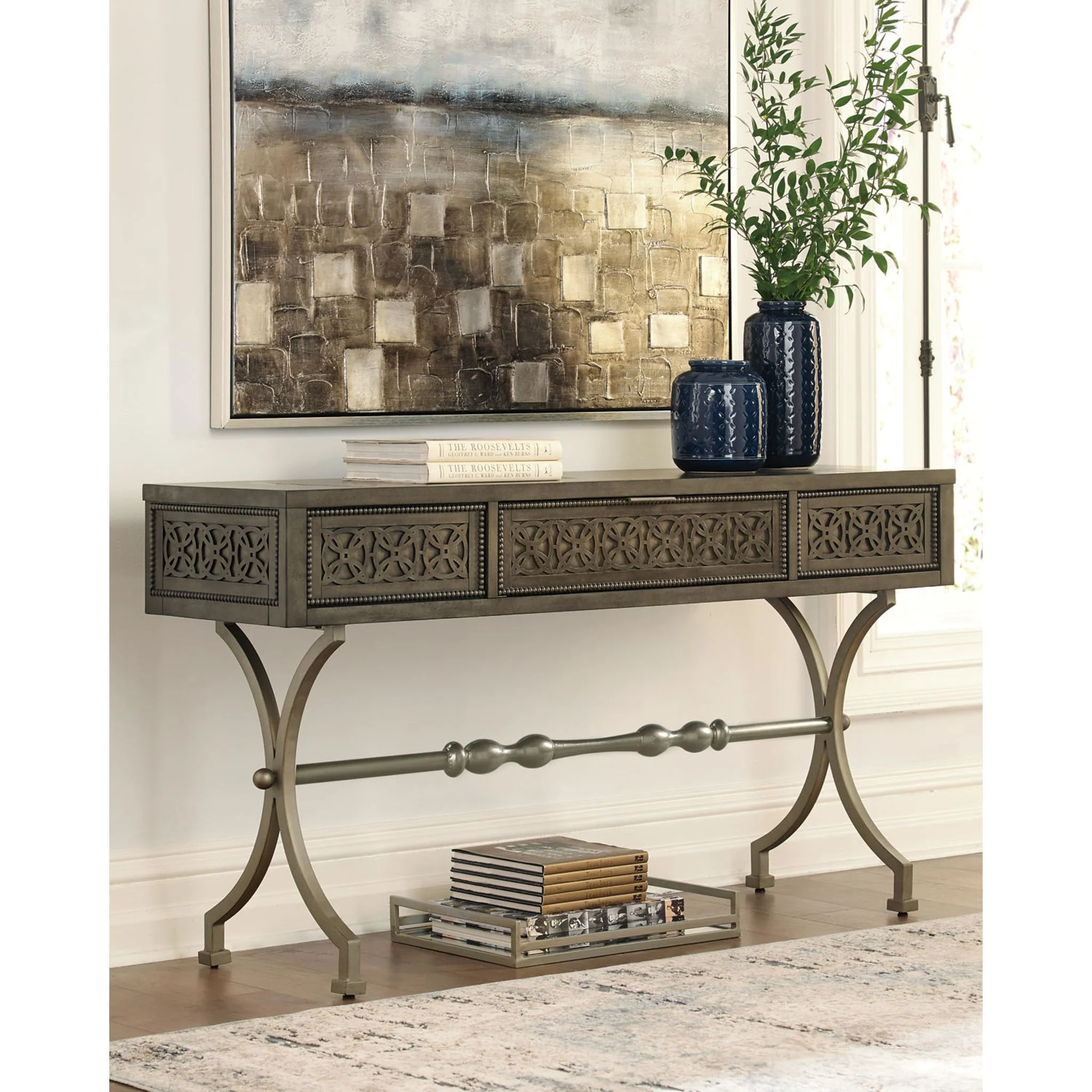 Quinnland Console Table - Image 7