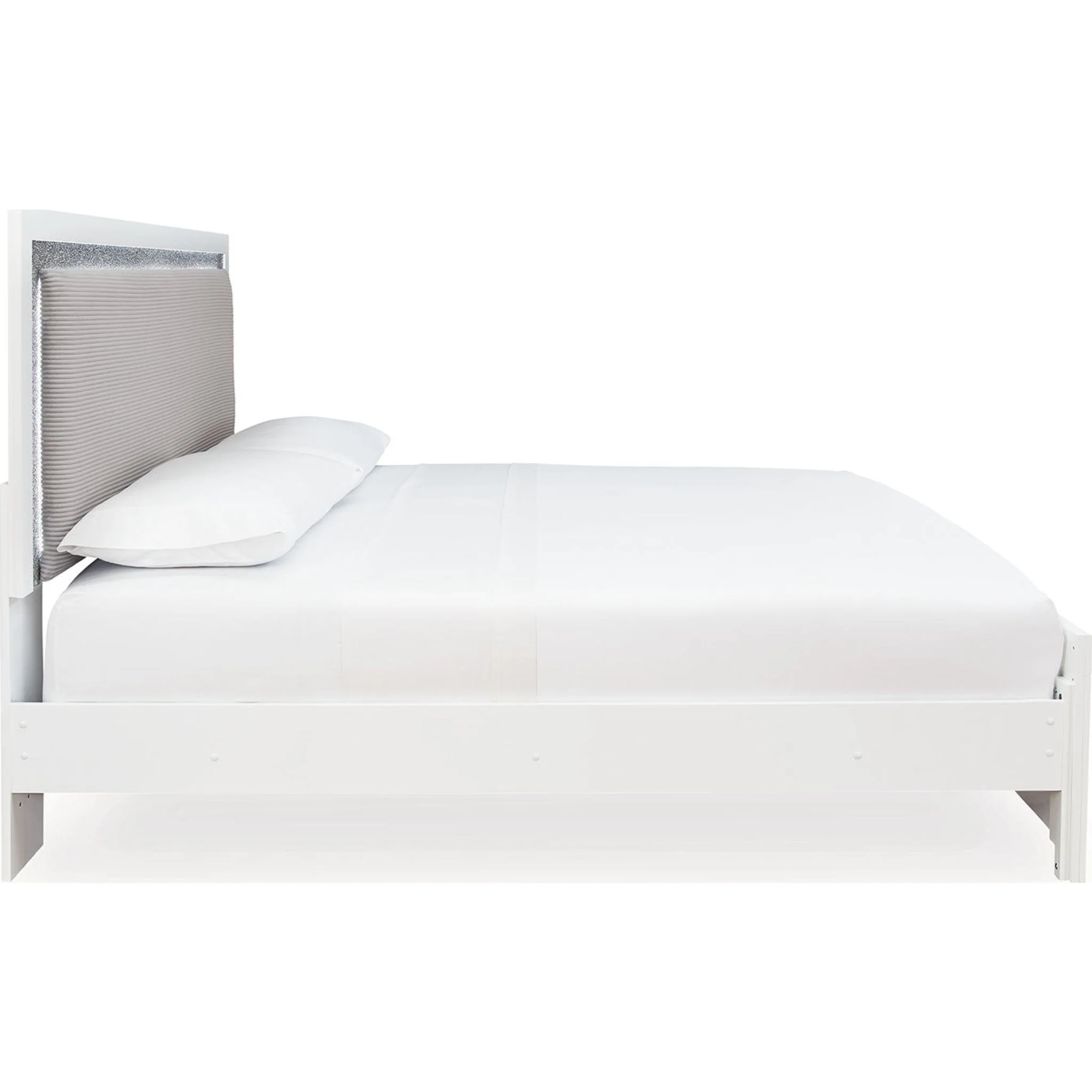 Raechalla King Panel Bed - Image 5