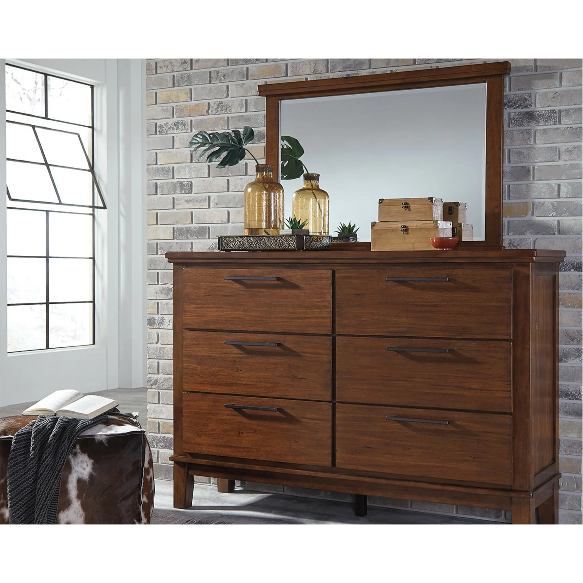 Ralene Dresser and Mirror - Image 10
