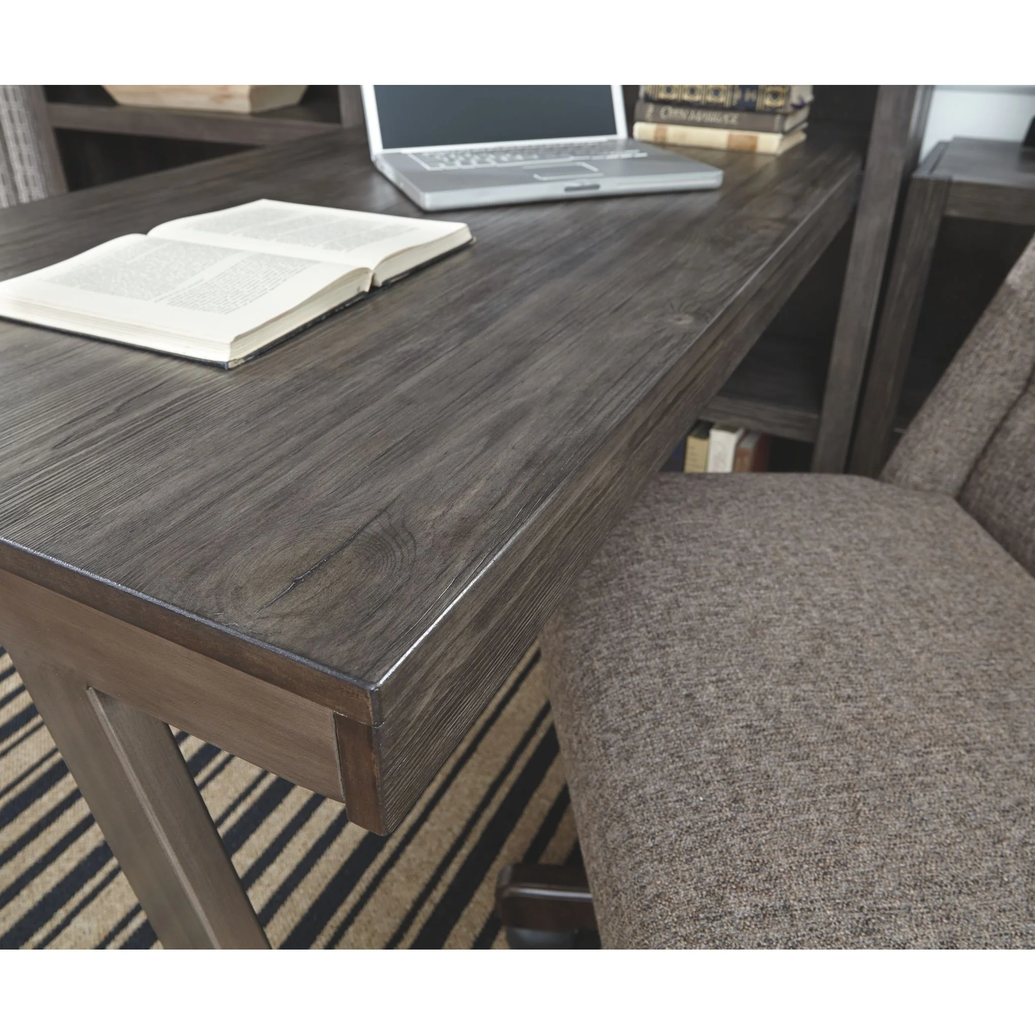 Raventown Desk - Image 5