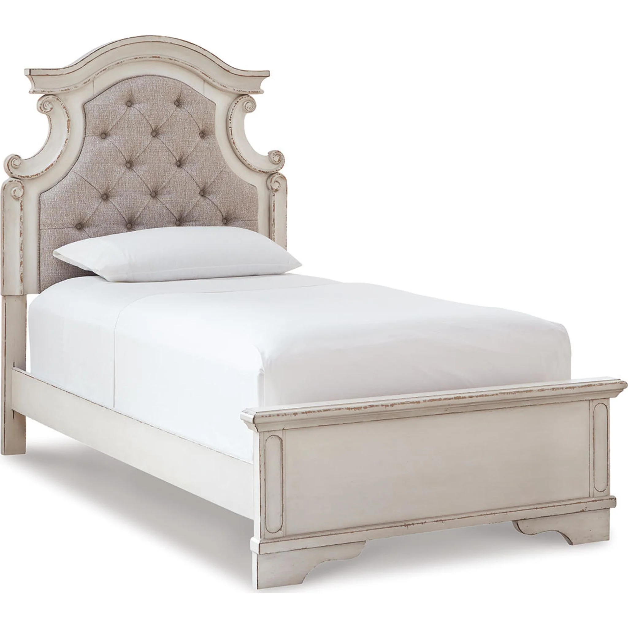 Realyn 3 Piece Panel Bed - Image 39