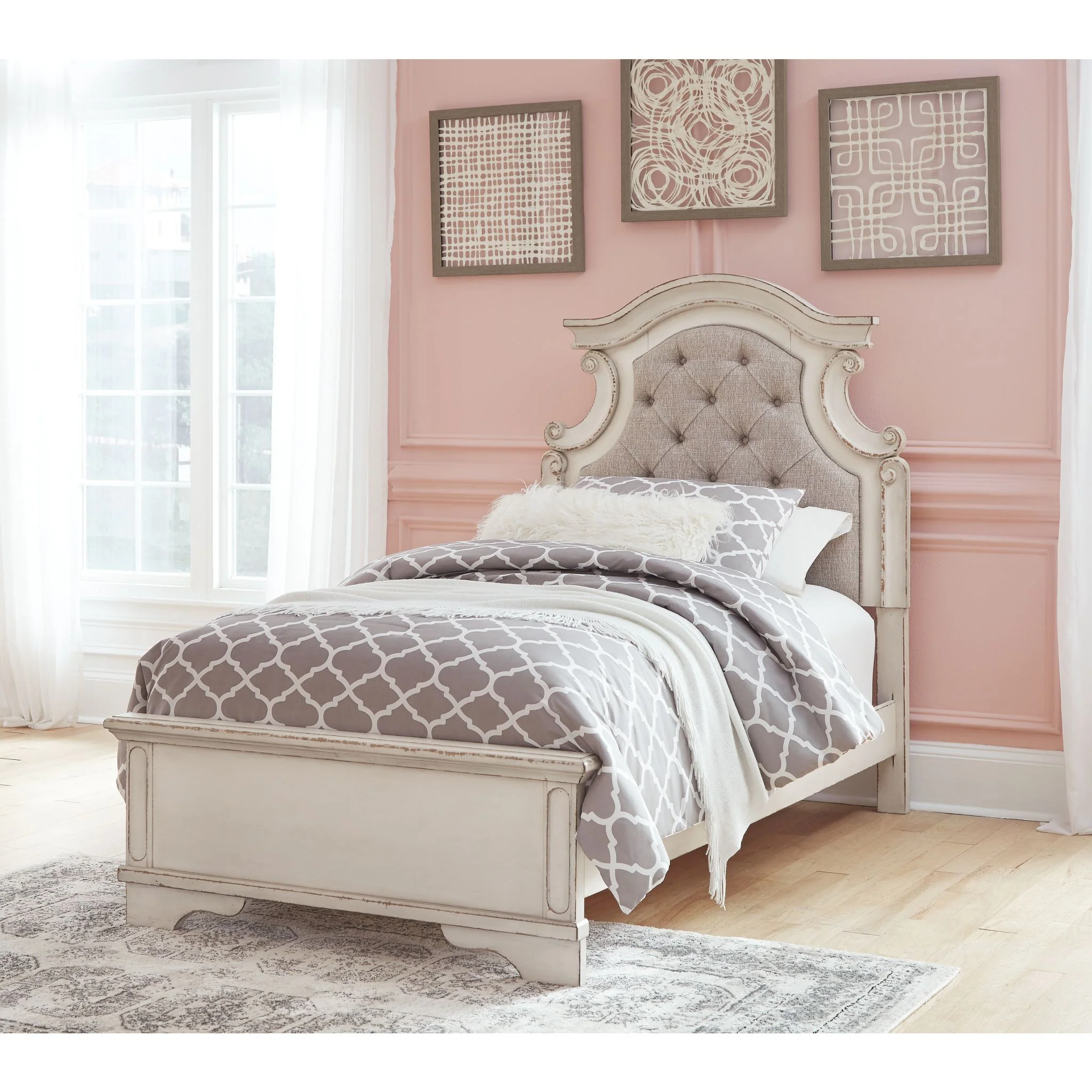 Realyn 3 Piece Panel Bed - Image 6