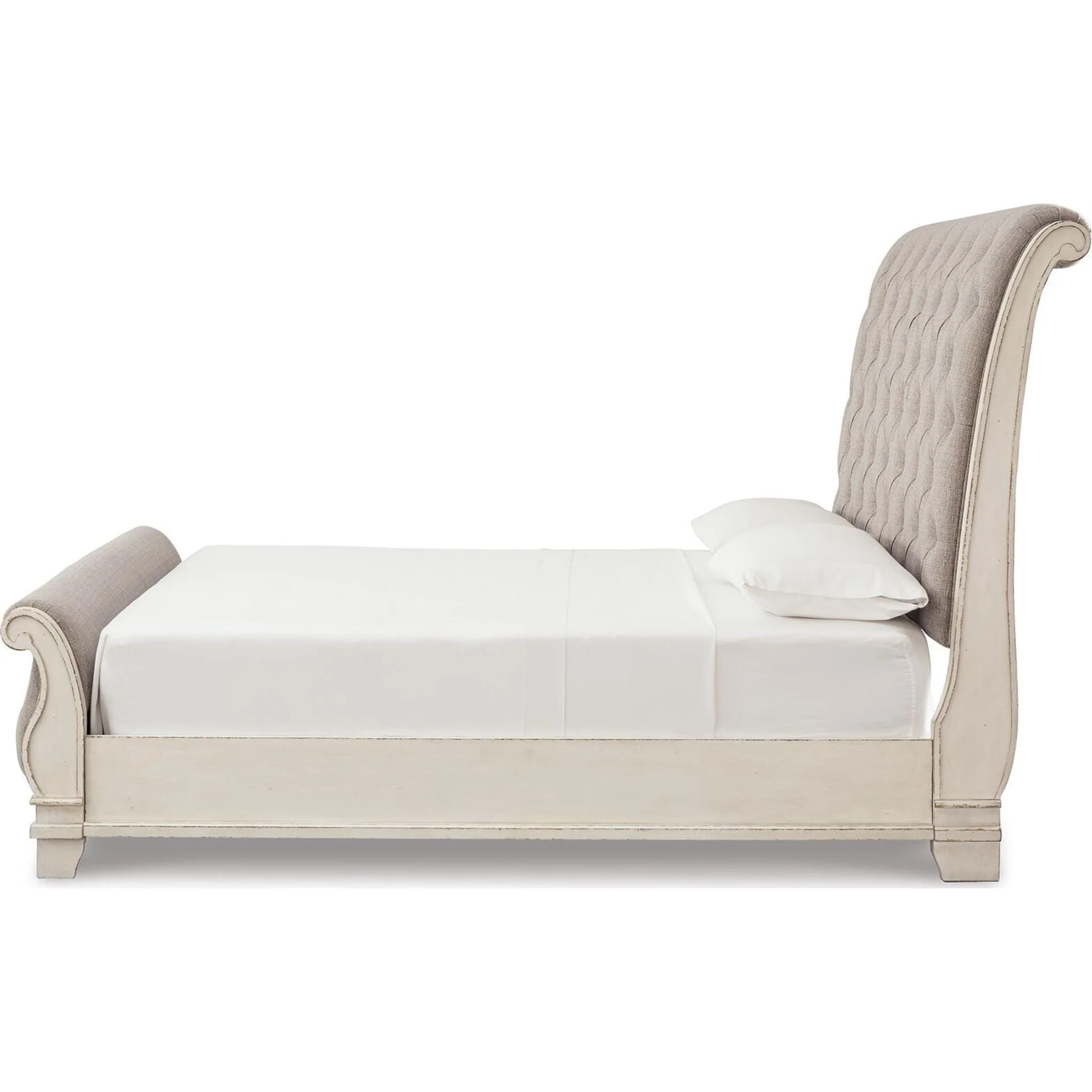 Realyn Sleigh Bed - Image 32