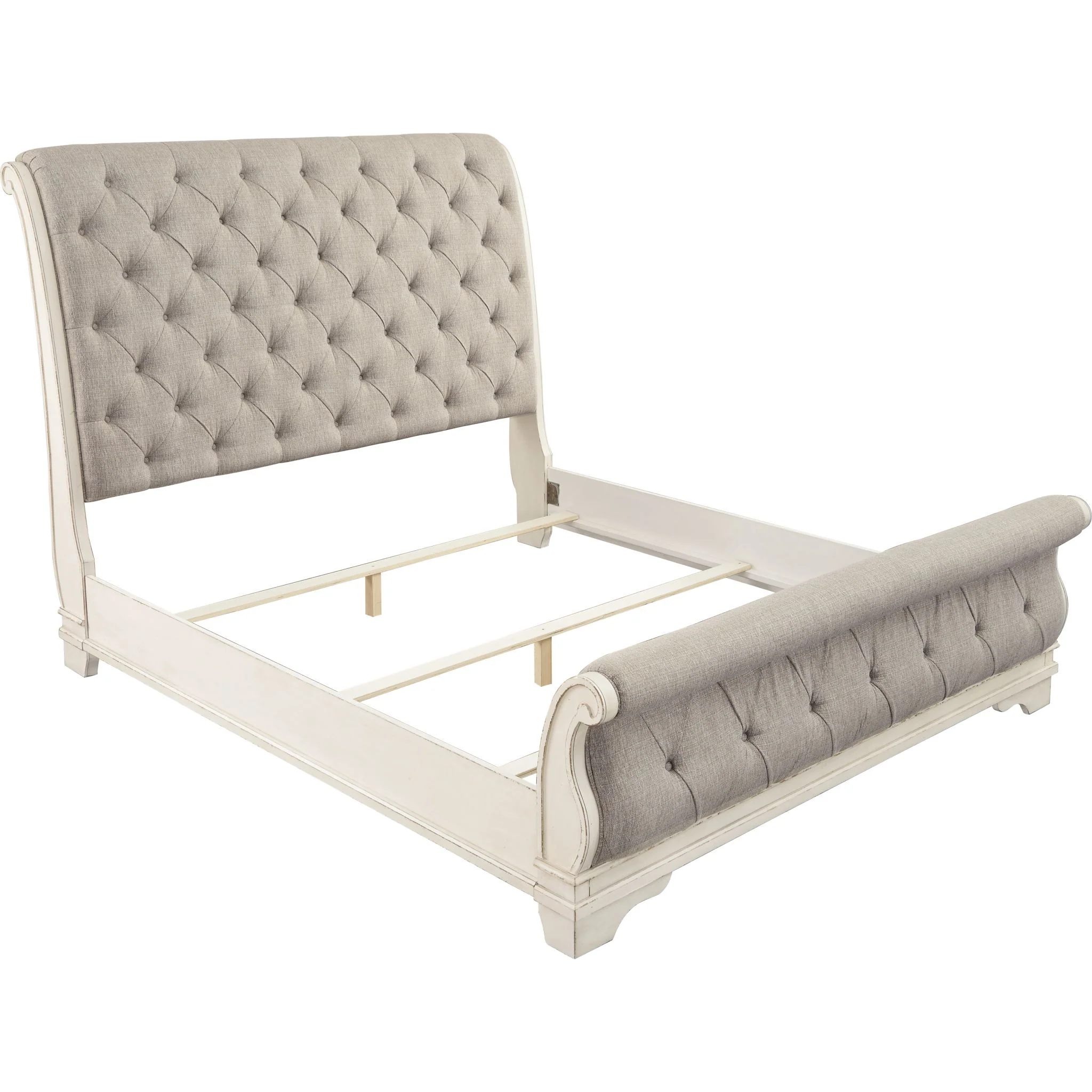 Realyn Sleigh Bed - Image 4
