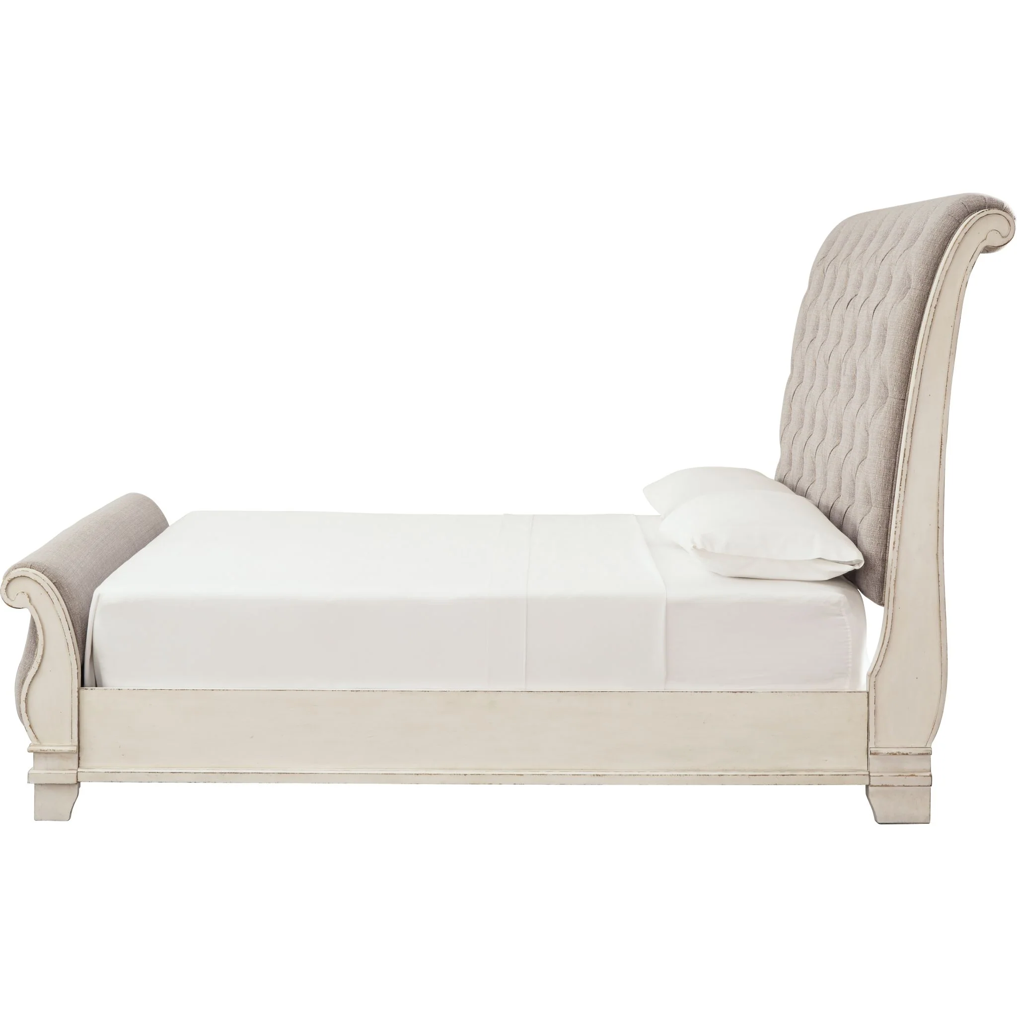 Realyn Sleigh Bed - Image 5