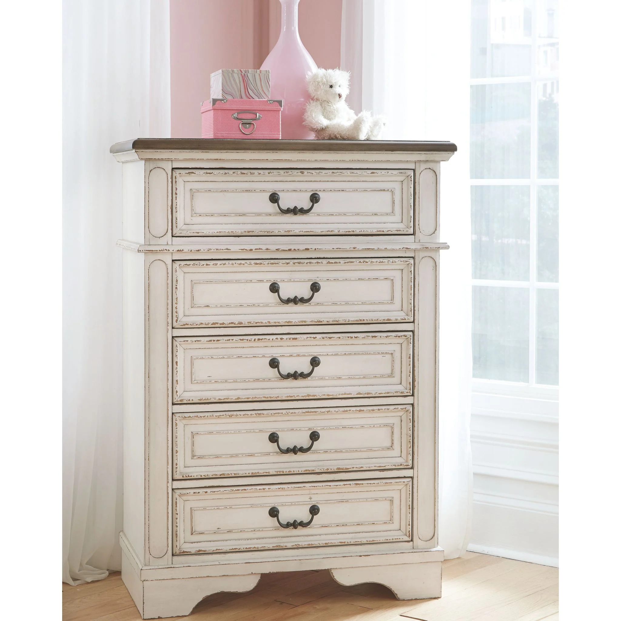 Realyn Chest - Image 2