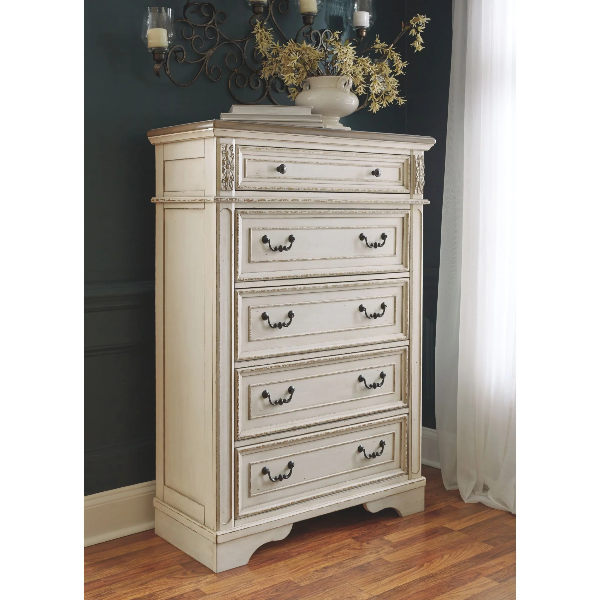 Realyn Chest - Image 6