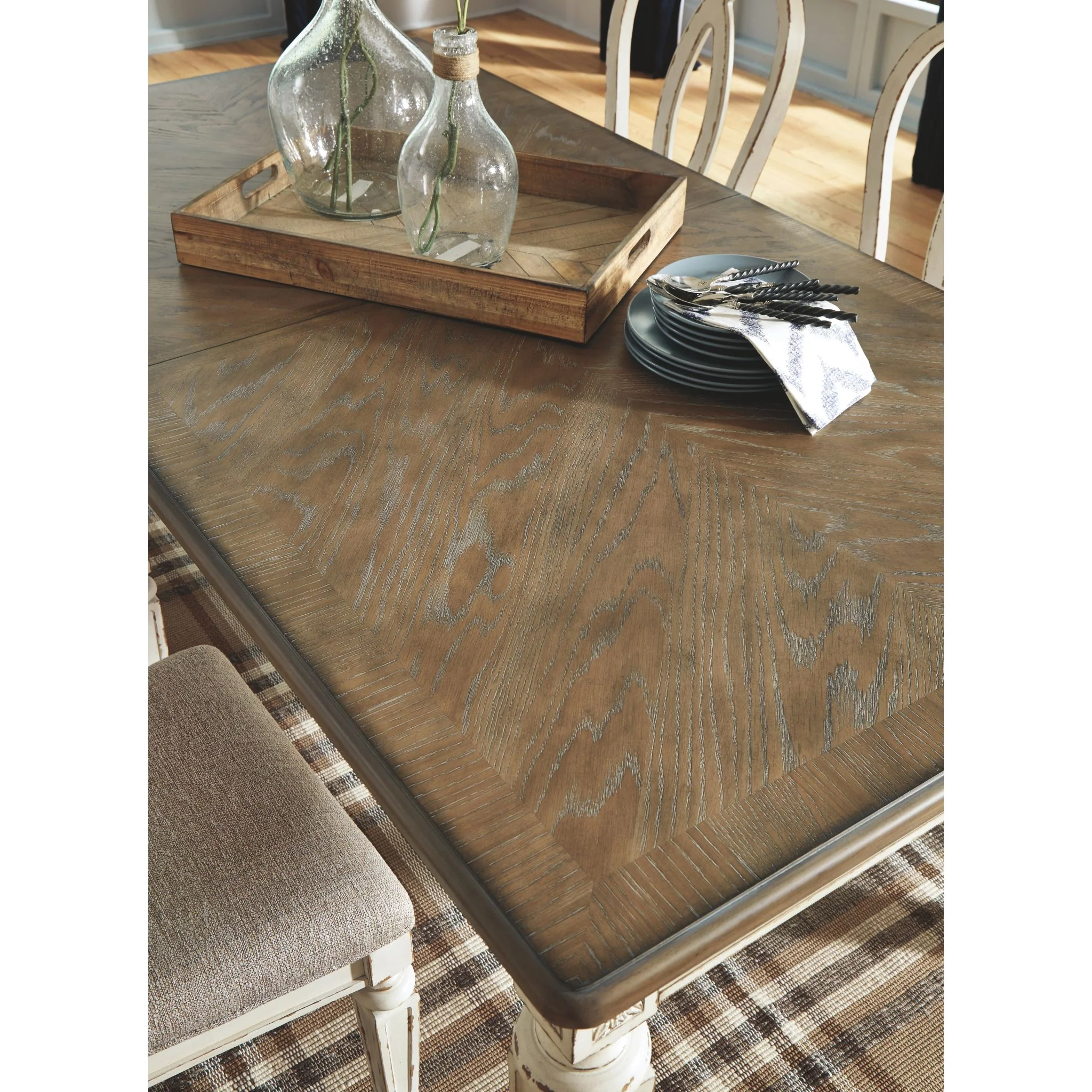 Realyn Dining Set - Image 13
