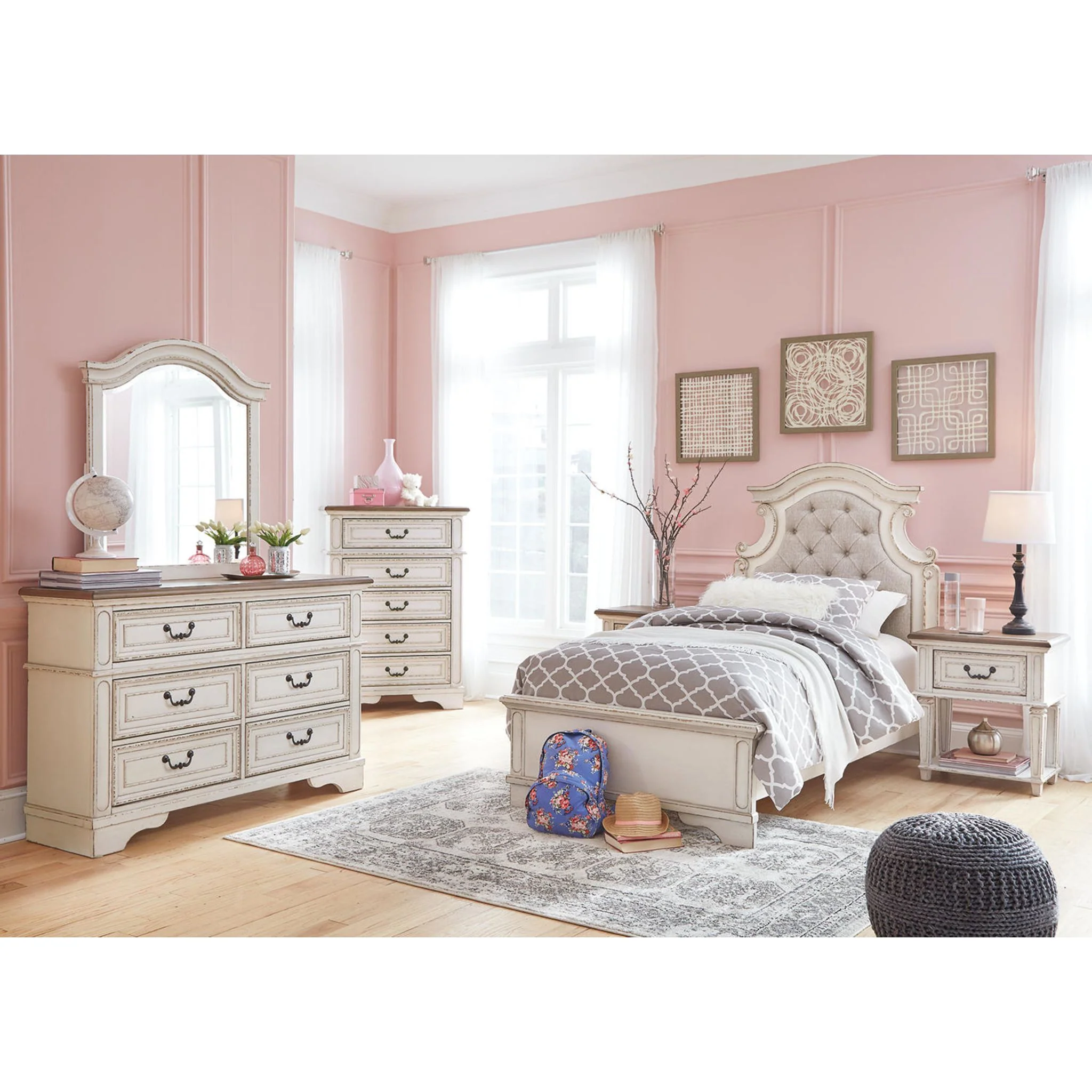 Realyn Dresser and Mirror - Image 11