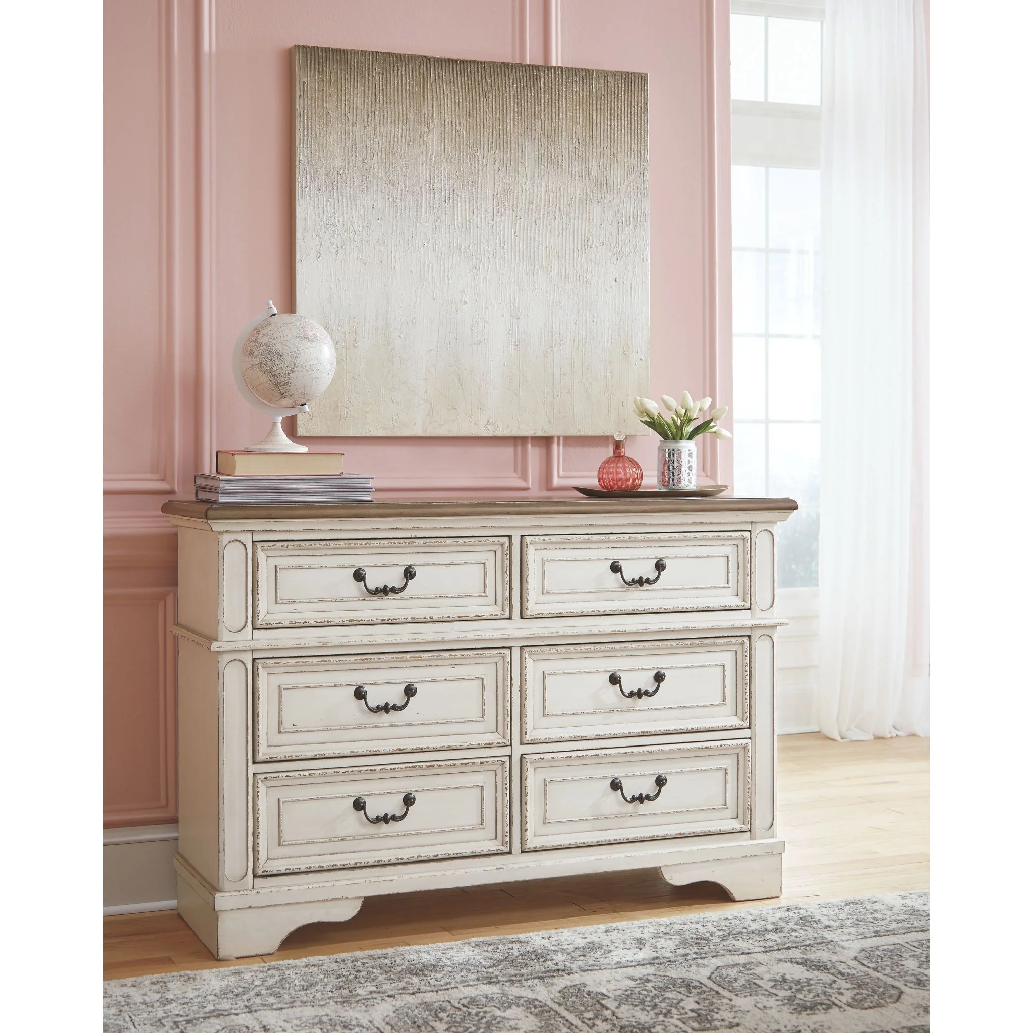 Realyn Dresser - Image 2