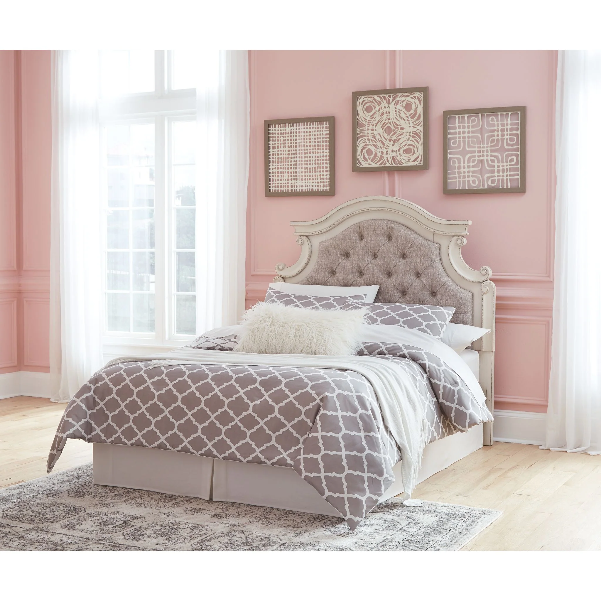 Realyn Full Panel Headboard - Image 4