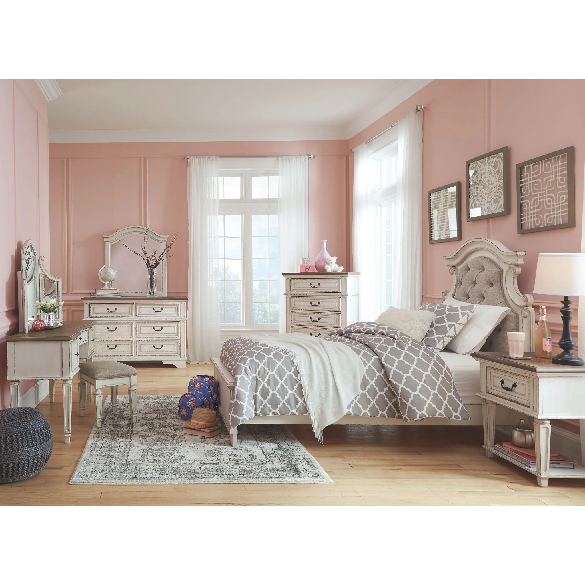 Realyn Nightstand - Image 8