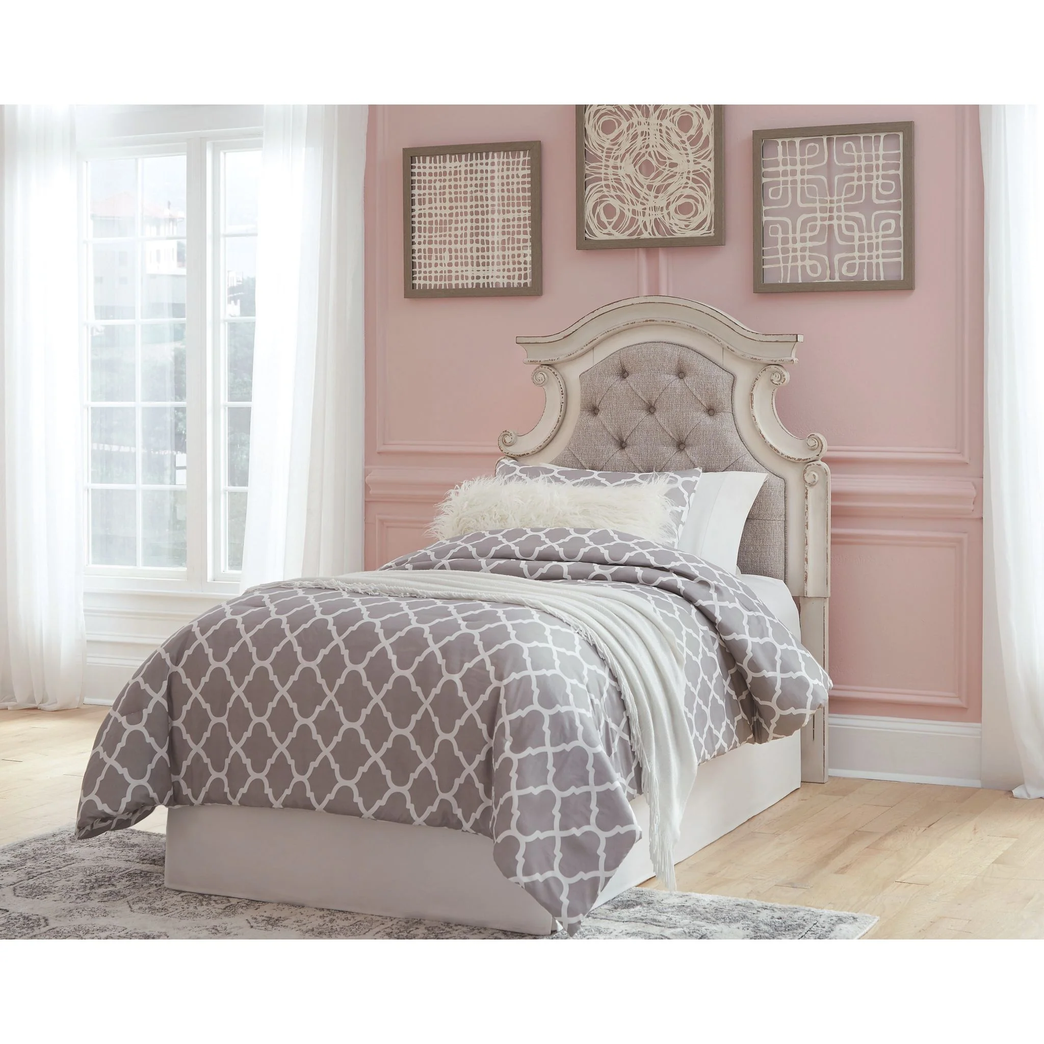 Realyn Twin Panel Headboard - Image 2