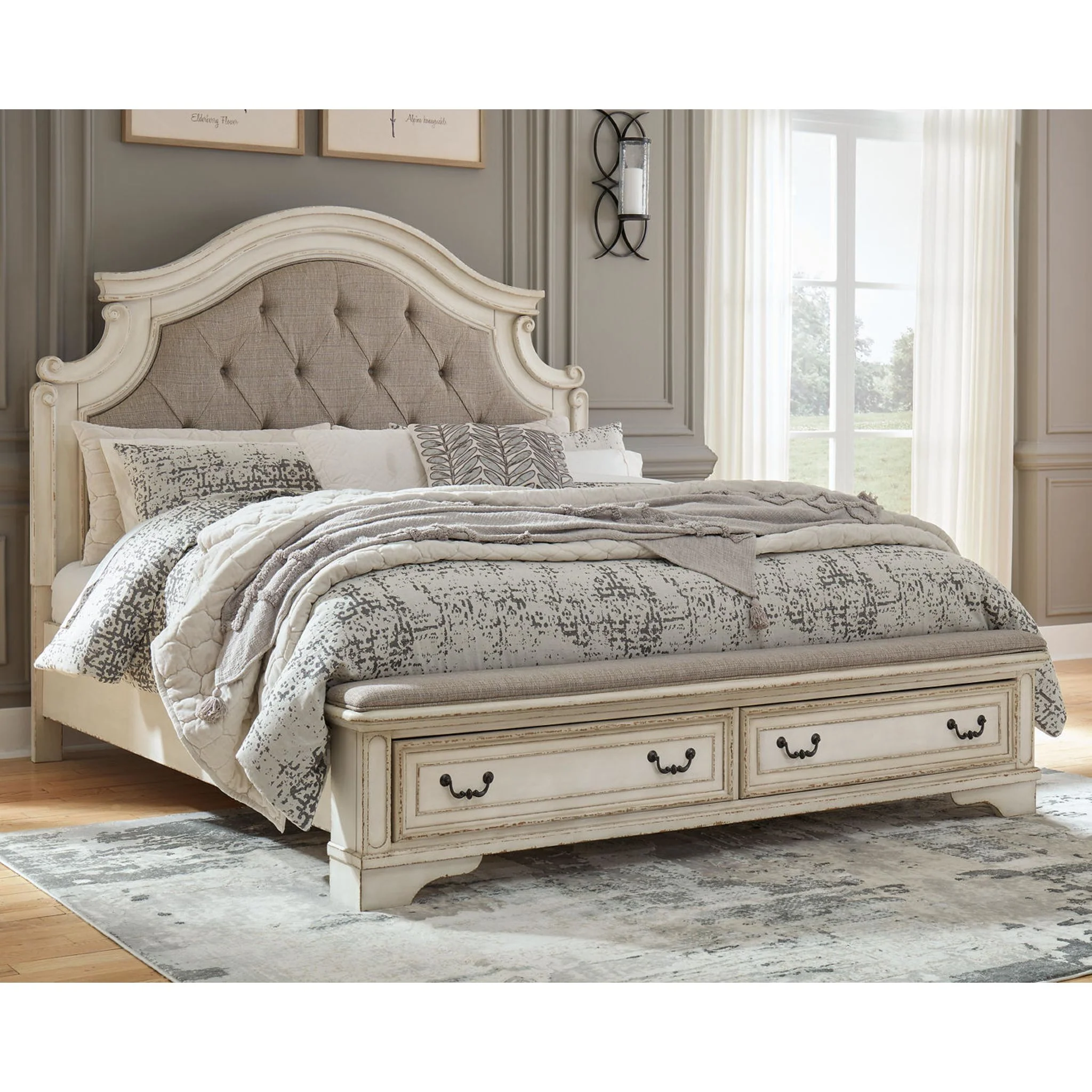 Realyn Upholstered Bed - Image 17