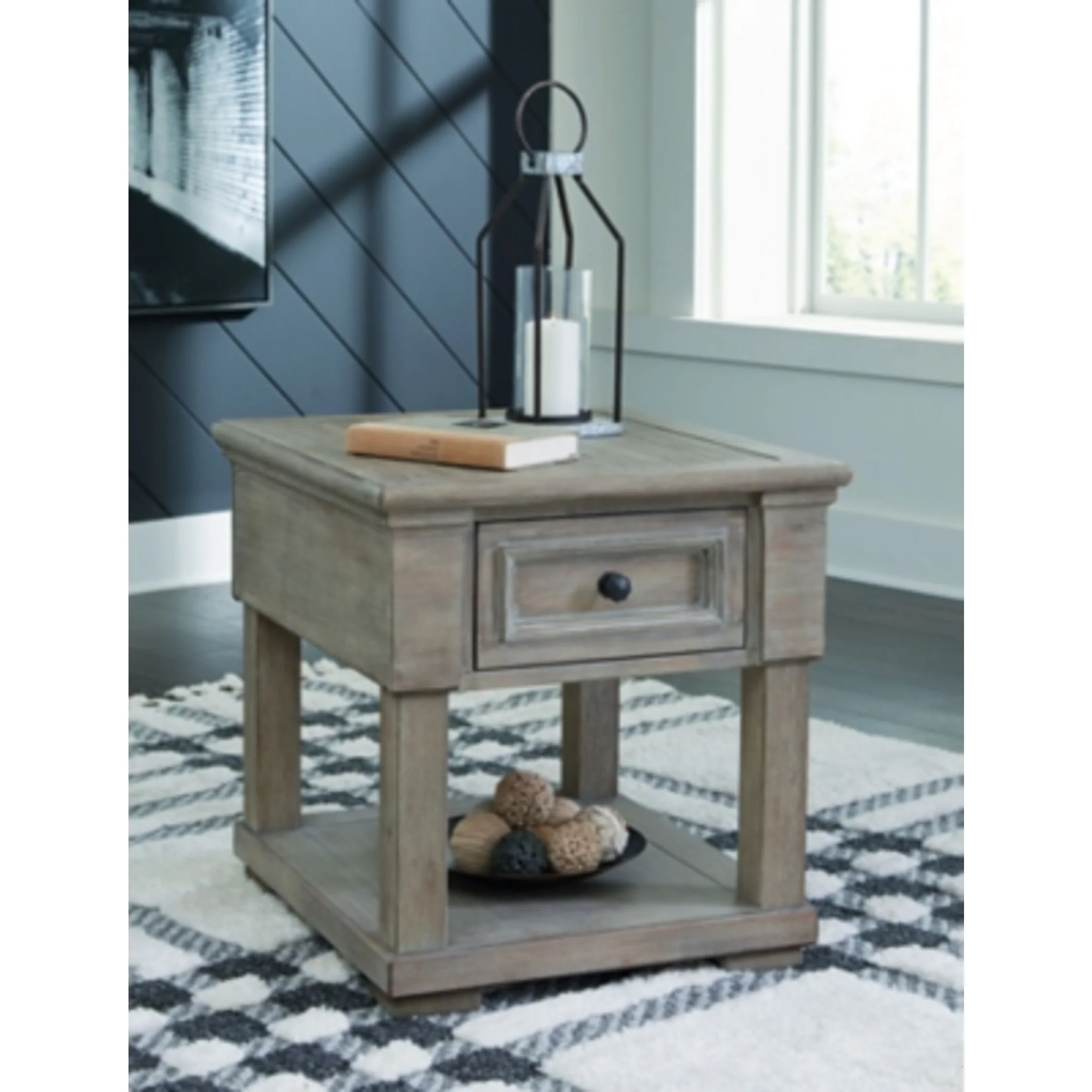 Moreshire Rectangle End Table - Image 2