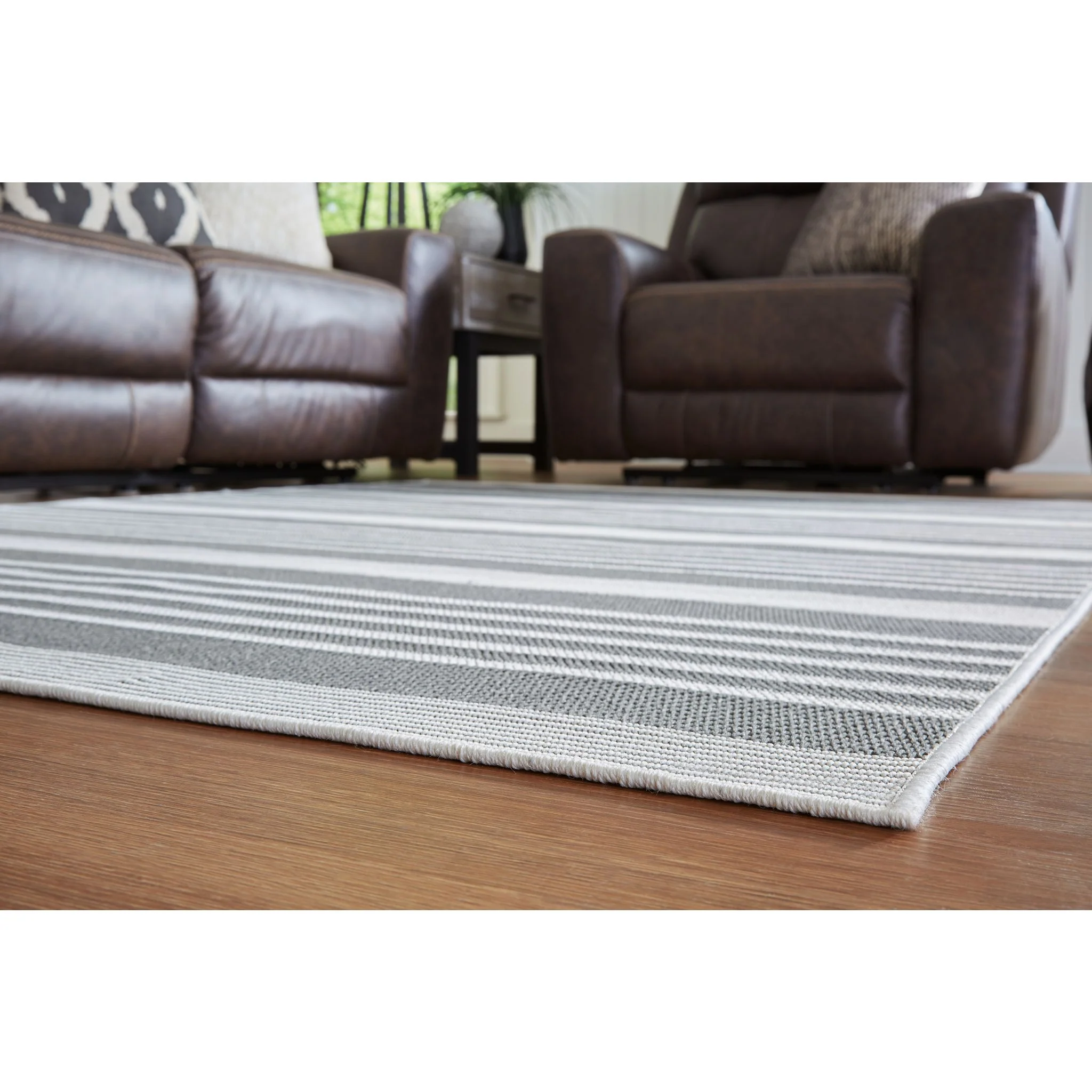 Reidman Area Rug - Image 3