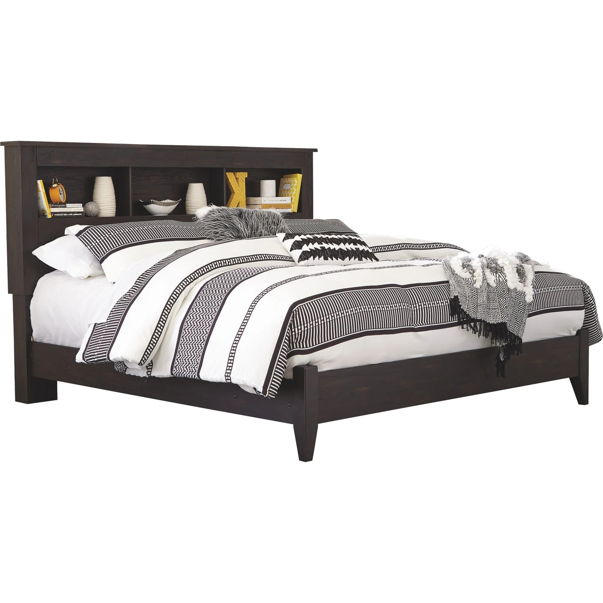 Reylow 5 Piece King Bedroom - Image 3