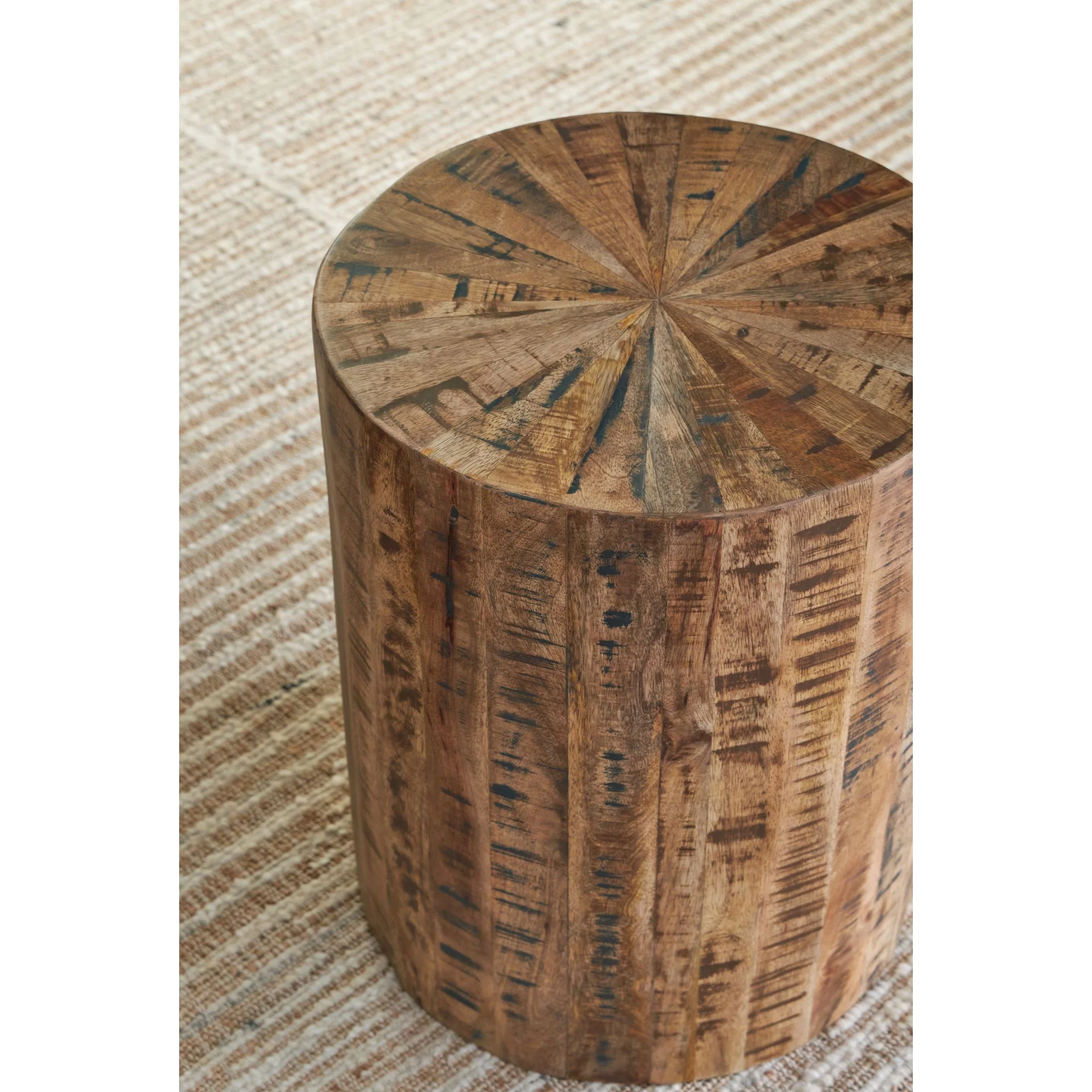 Reymore Accent Table - Image 4