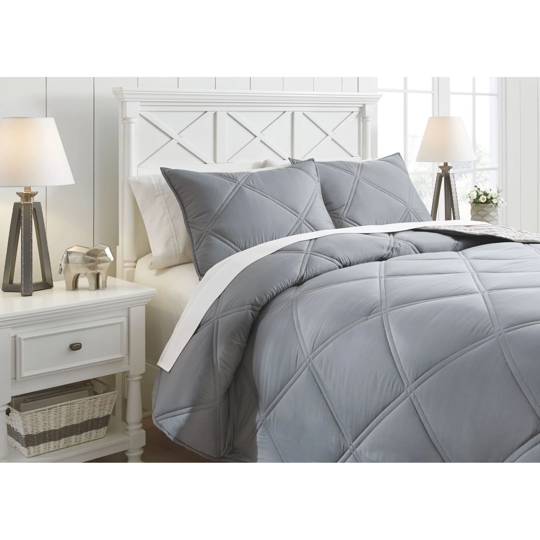 Rhey Full Comforter Set - Image 3