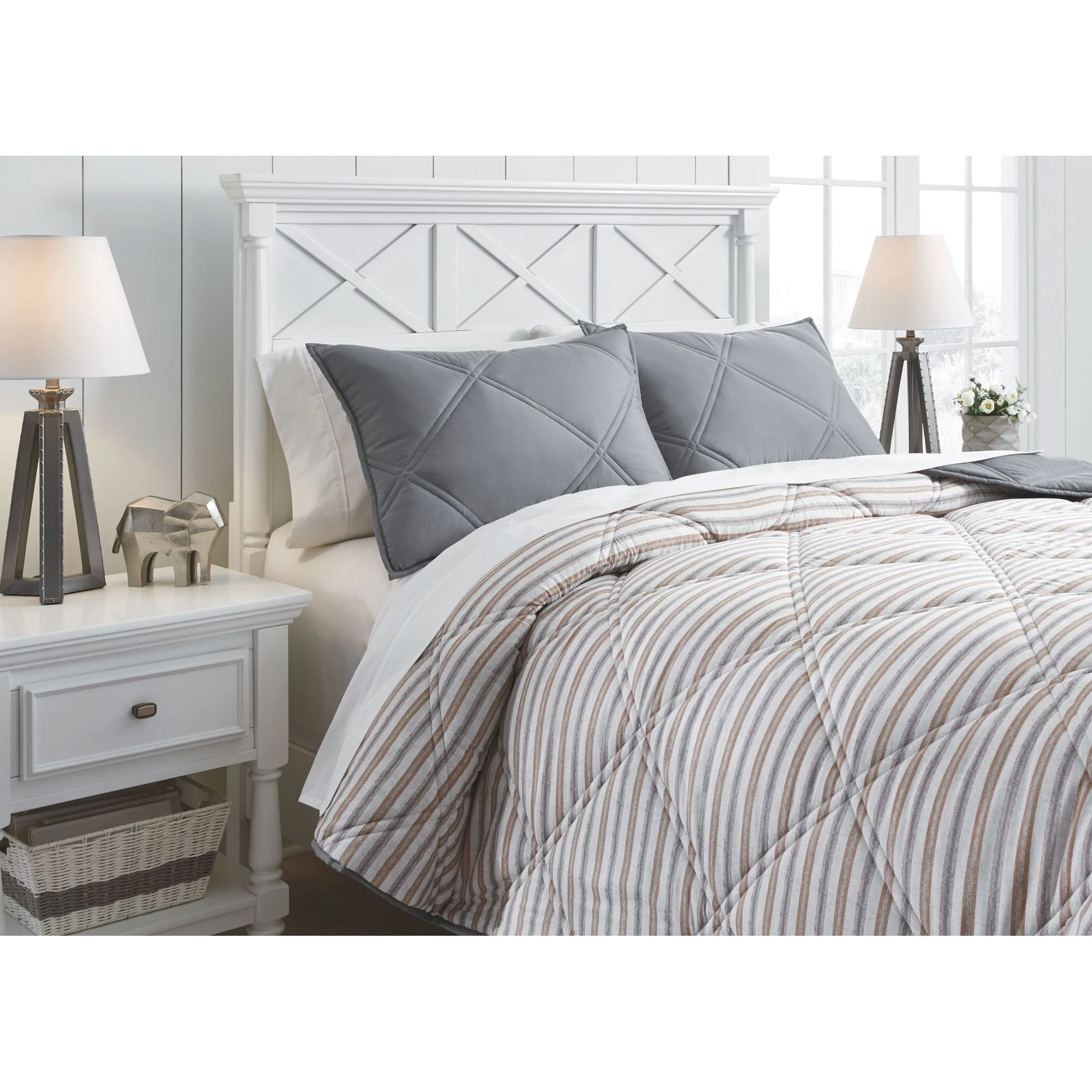 Rhey Full Comforter Set - Image 4