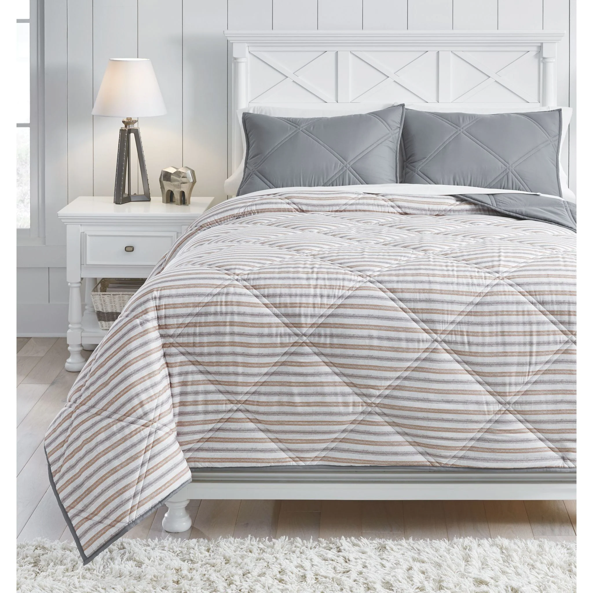 Rhey Full Comforter Set - Image 5