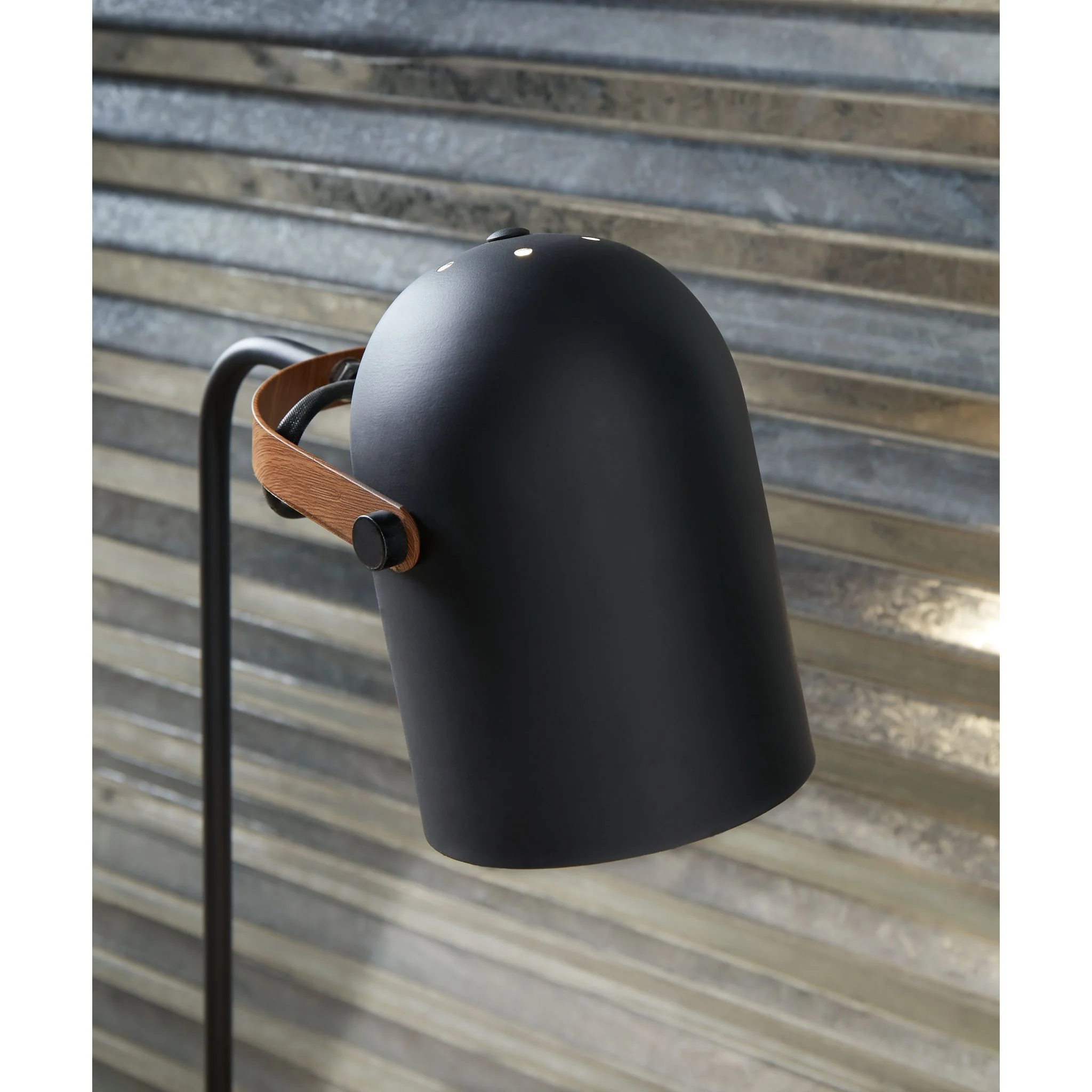 Ridgewick Desk Lamp (Single) - Image 3