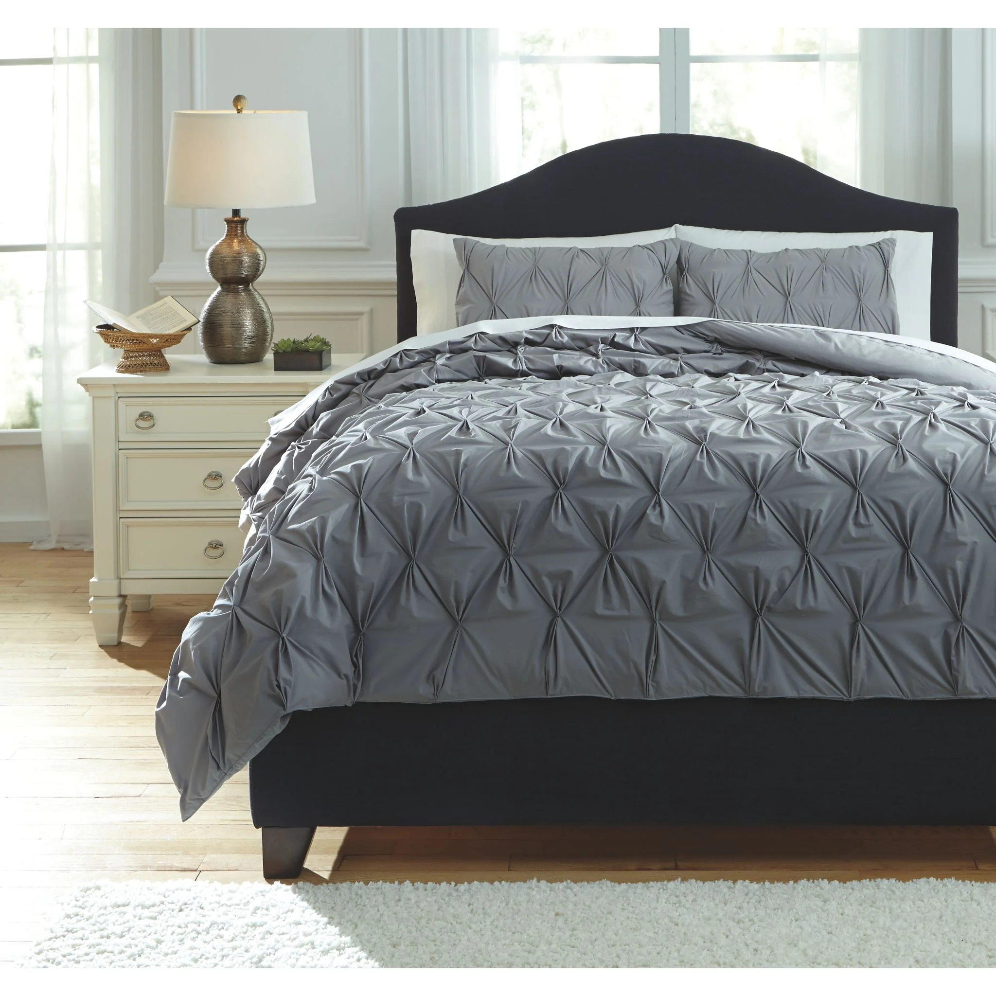Rimy Queen Comforter Set - Image 3