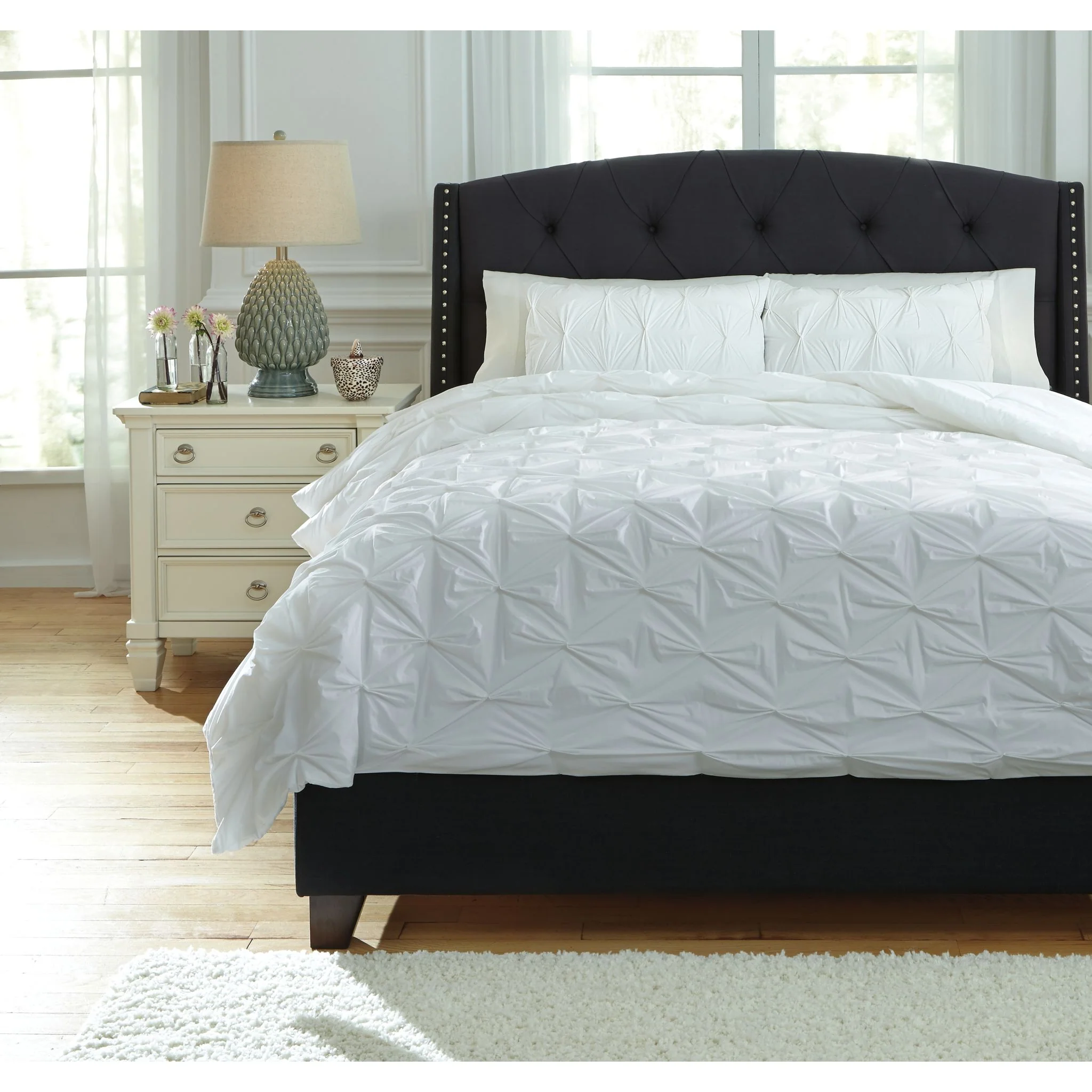 Rimy Queen Comforter Set - Image 3