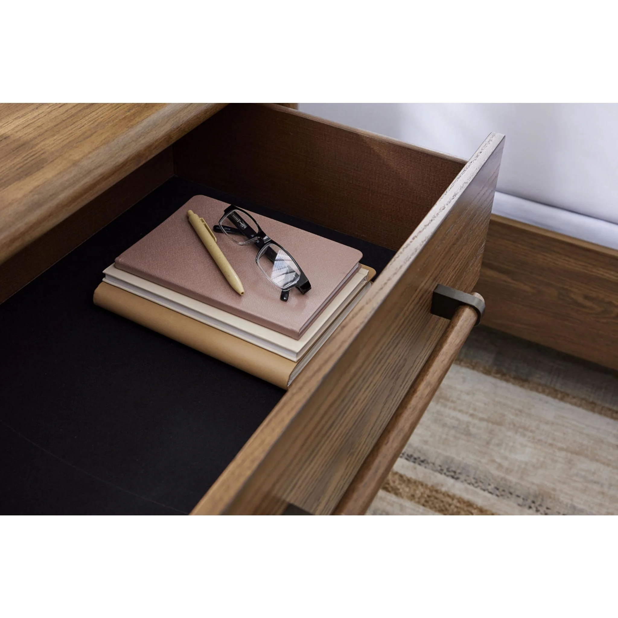Roanhowe-Exclusive Chest - Image 21