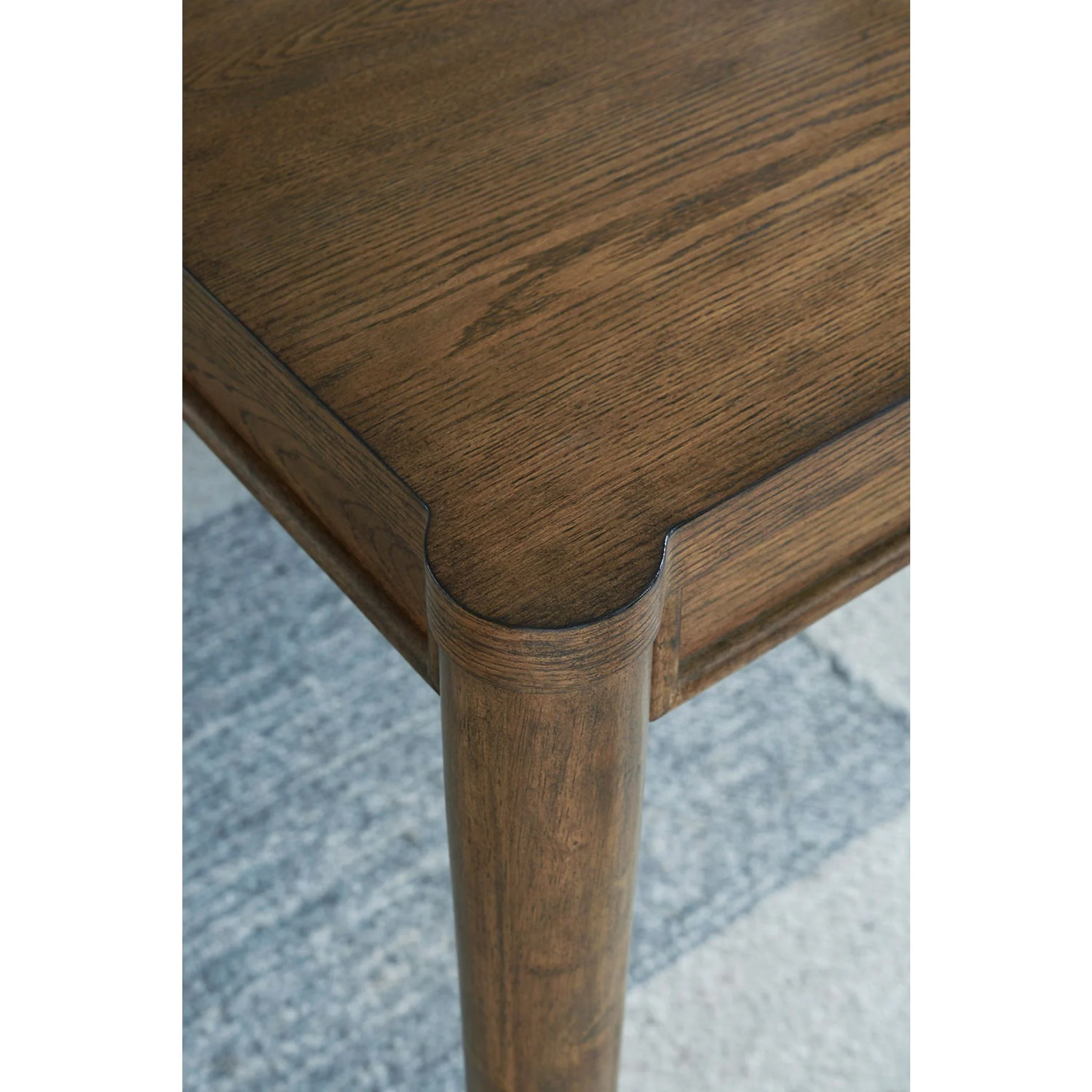 Roanhowe-Exclusive Dining Set - Image 3