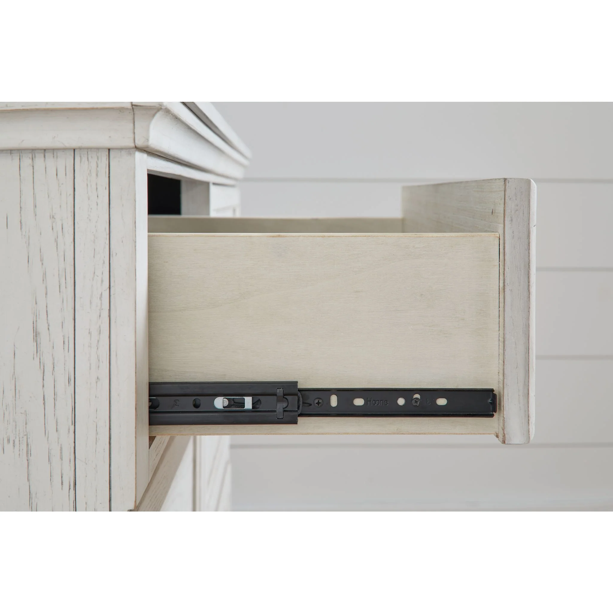 Robbinsdale Chest - Image 6