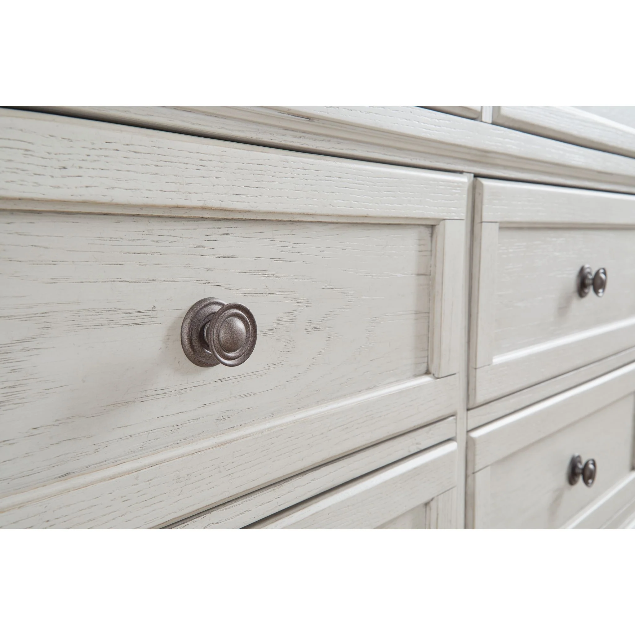 Robbinsdale Dresser - Image 6