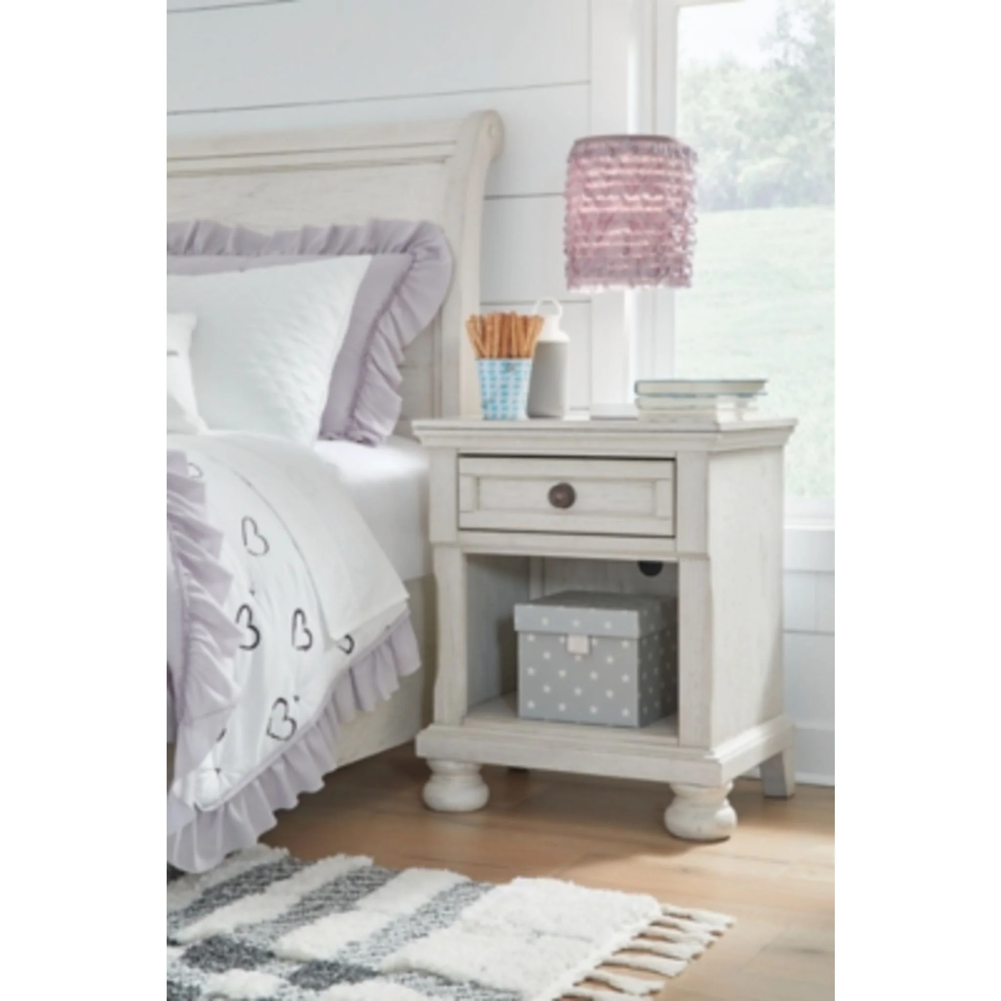 Robbinsdale Nightstand - Image 9