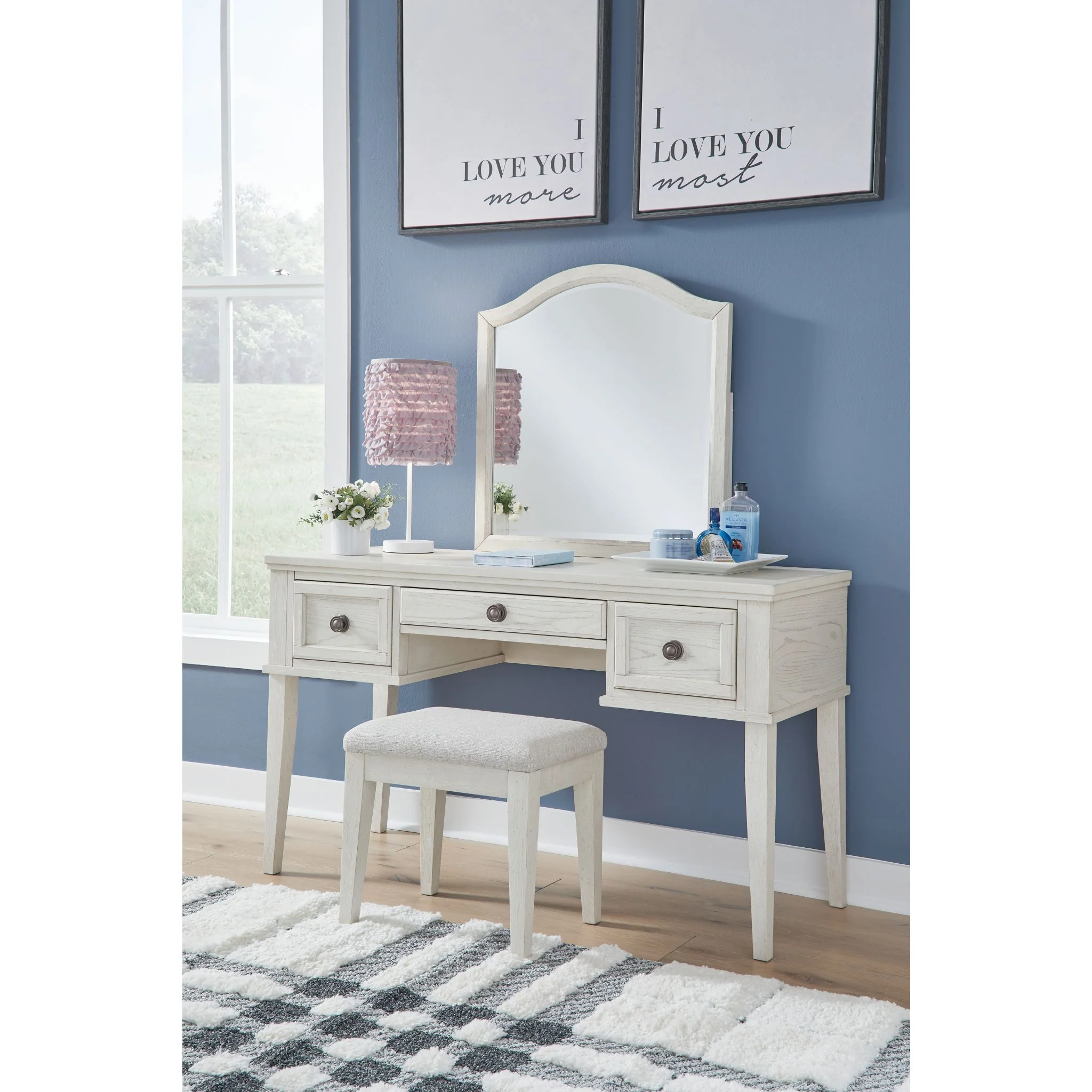 Robbinsdale Vanity Set - Image 2
