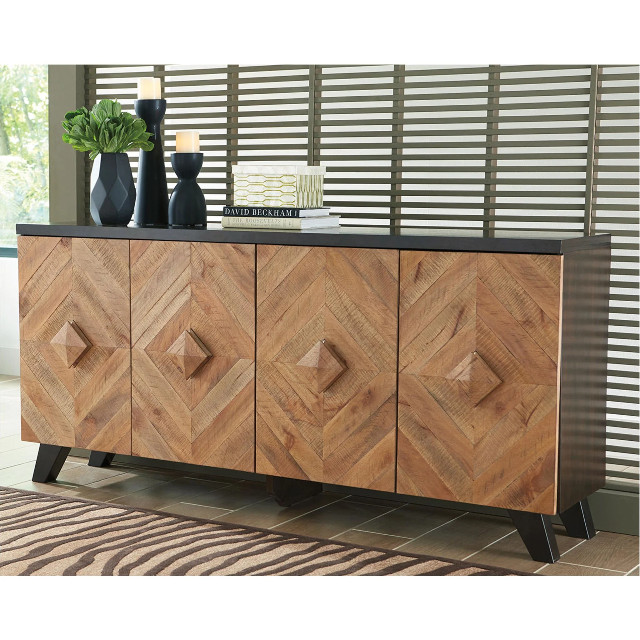 Robin Ridge Accent Cabinet - Image 5