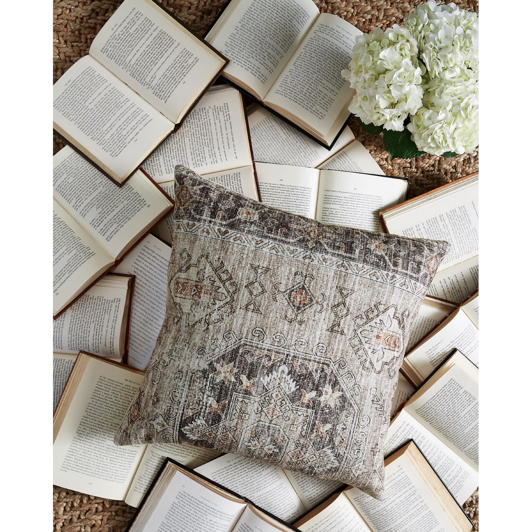 Roseridge Accent Pillow - Image 4