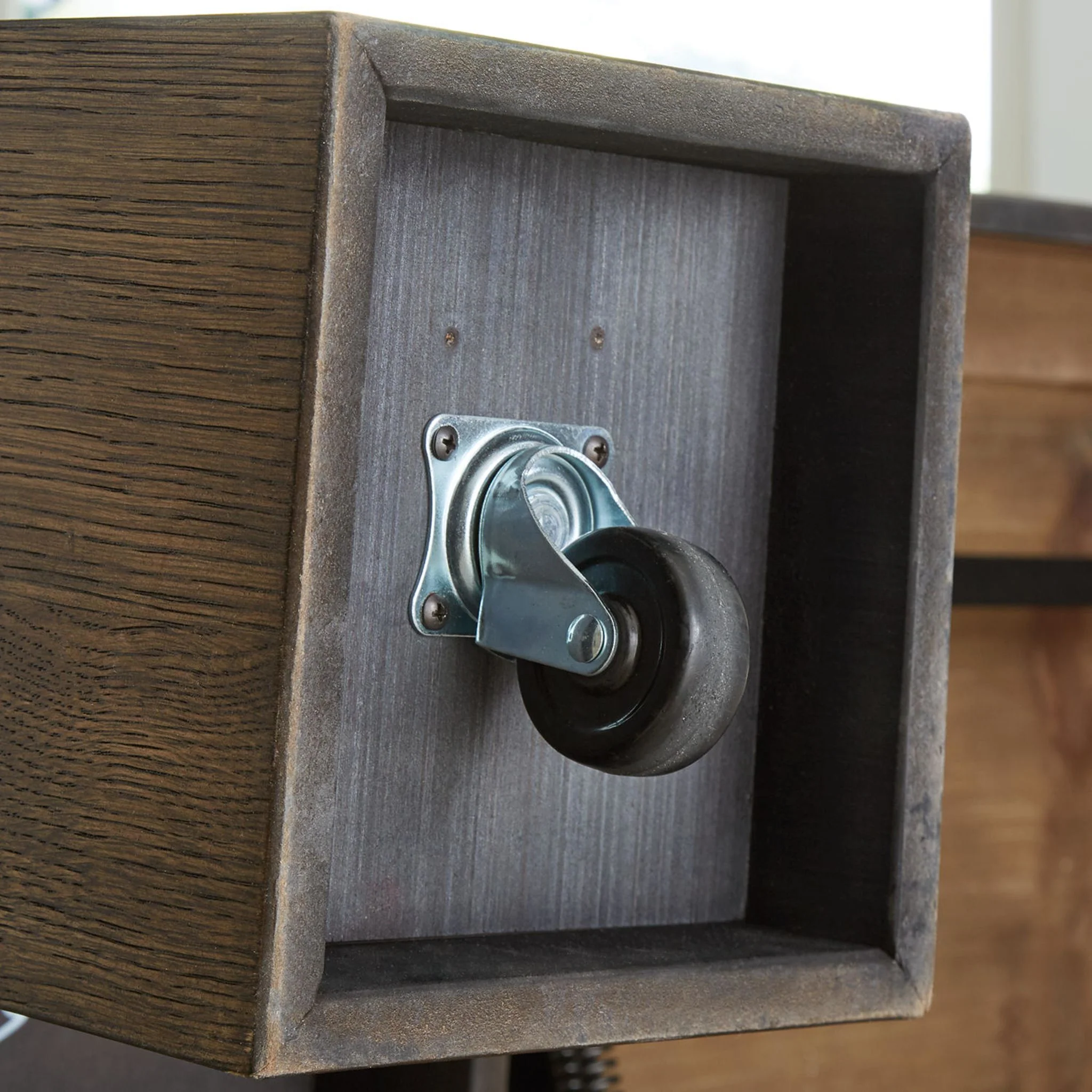 Rosswain Coffee Table - Image 3