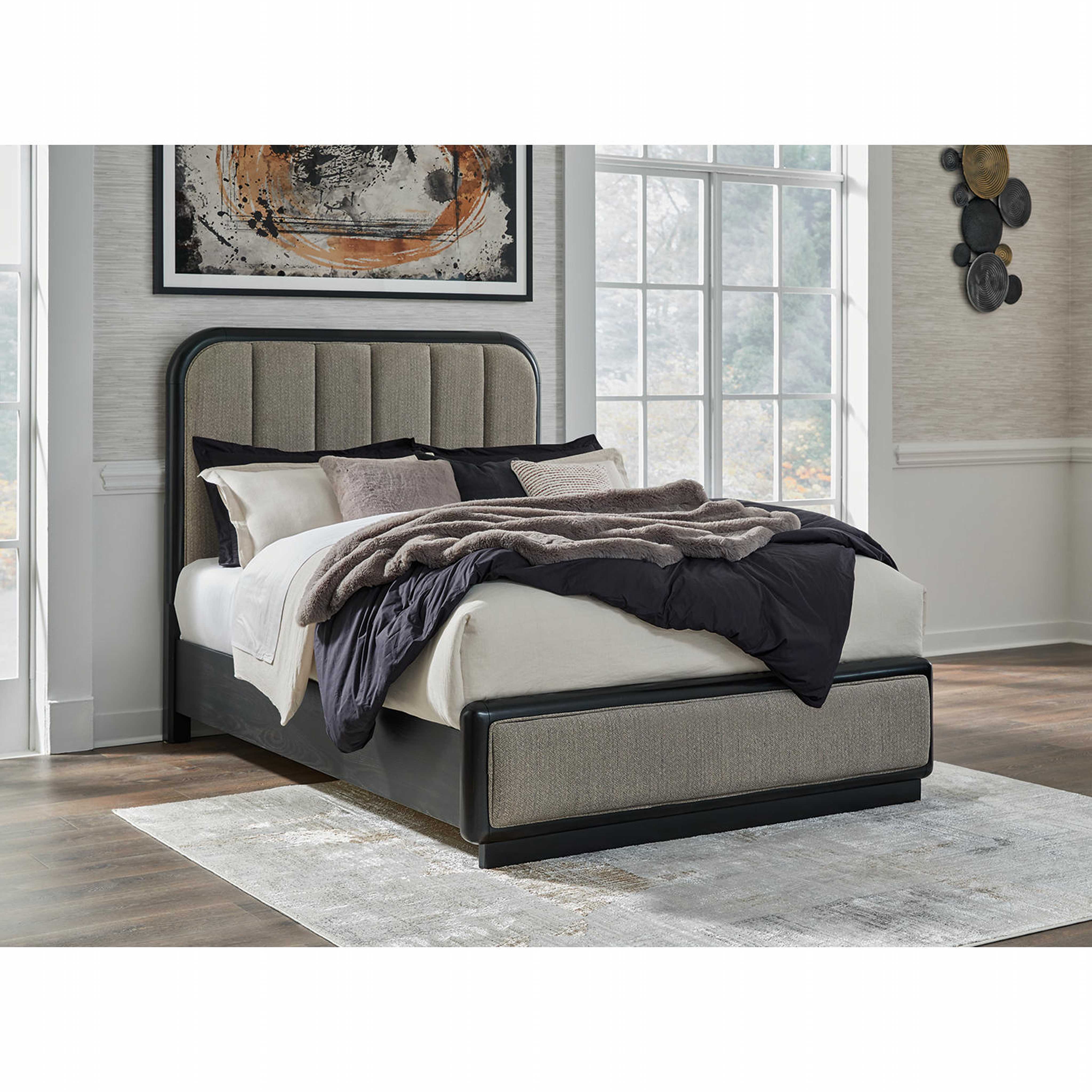 Rowanbeck 5 Piece Panel Bedroom - Image 2