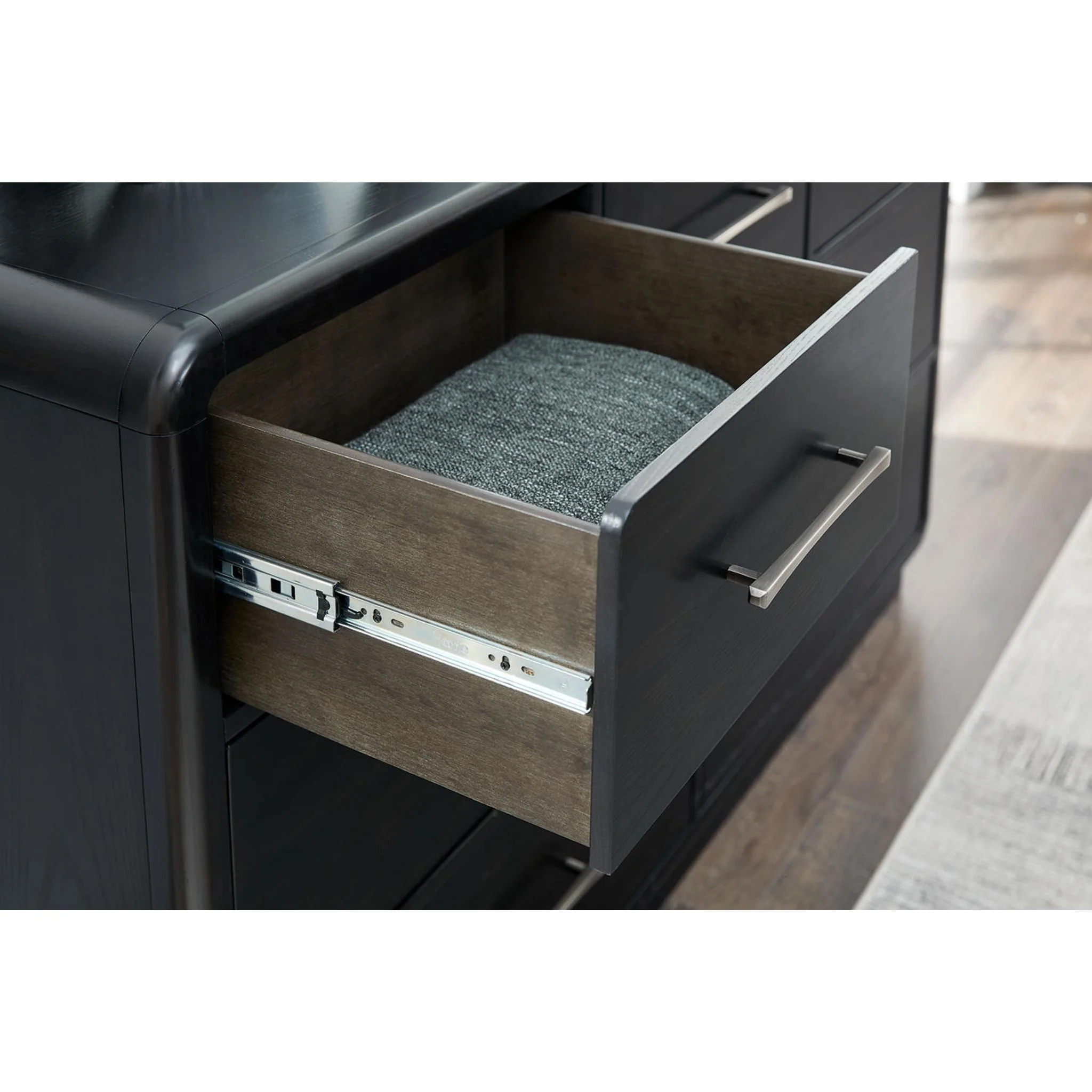 Rowanbeck Chest - Image 42