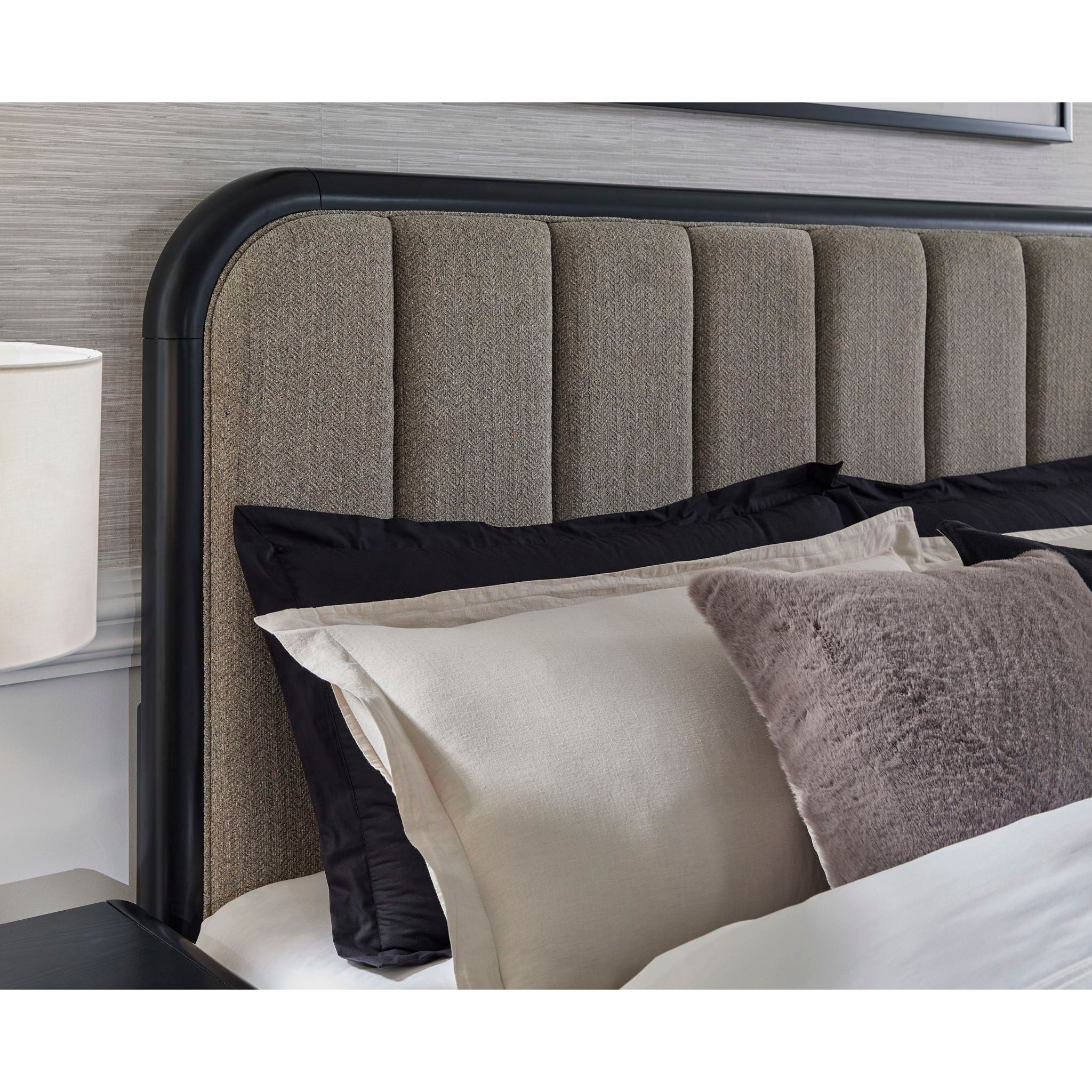 Rowanbeck Panel Bed - Image 6