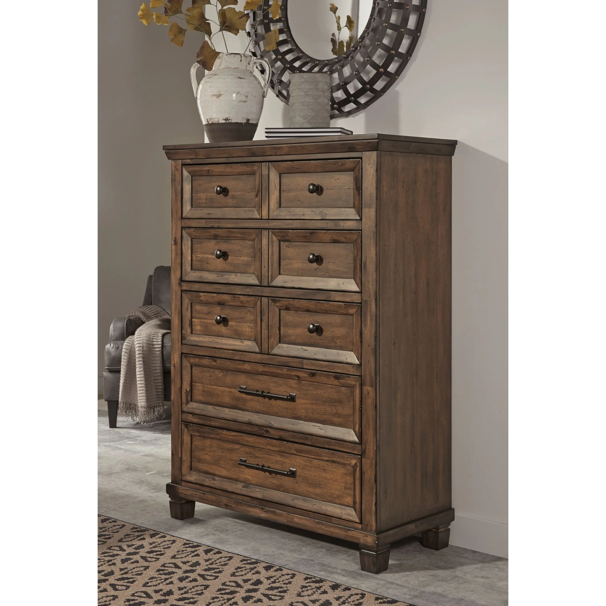 Royard- EXCLUSIVE Chest - Image 2