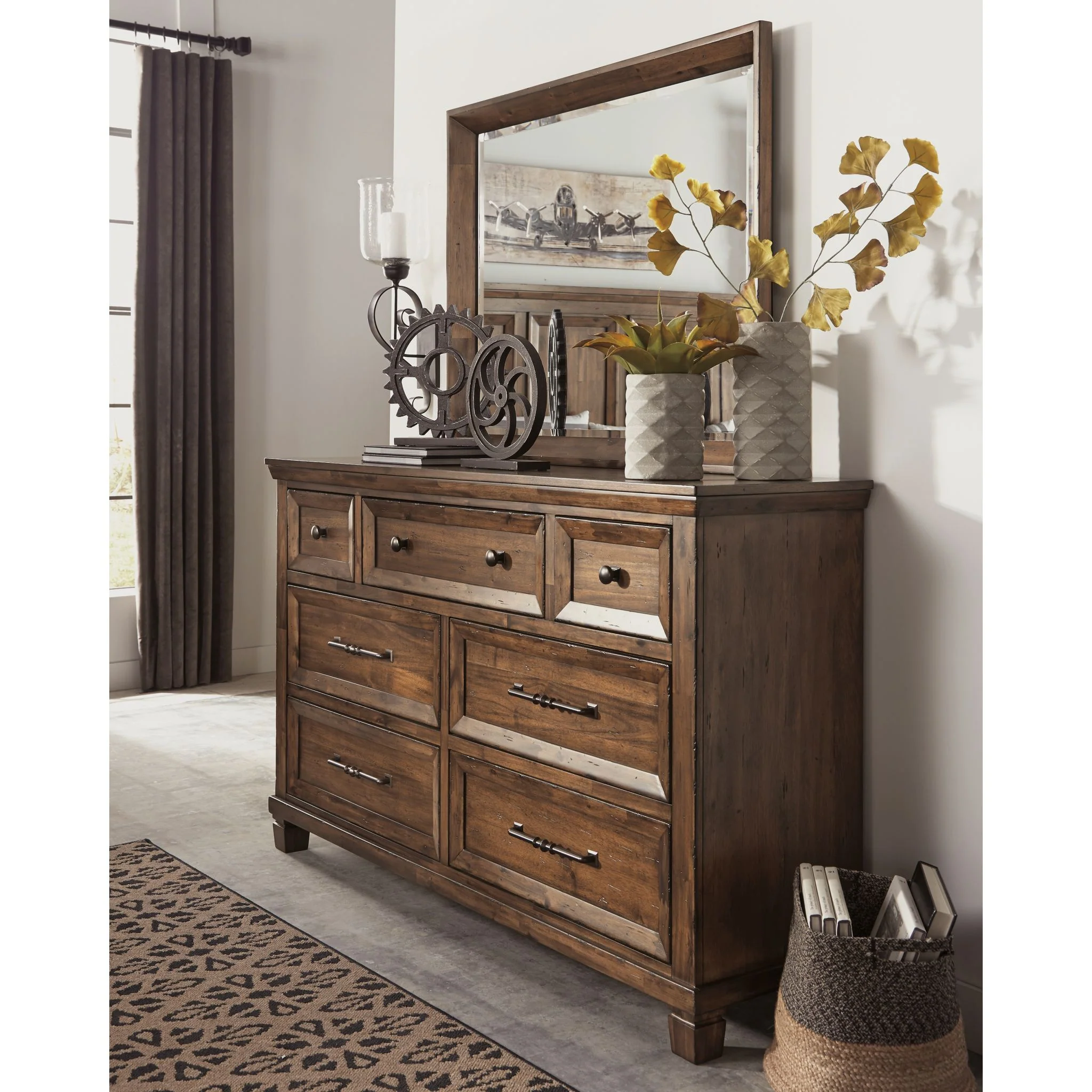 Royard- EXCLUSIVE Dresser and Mirror - Image 3