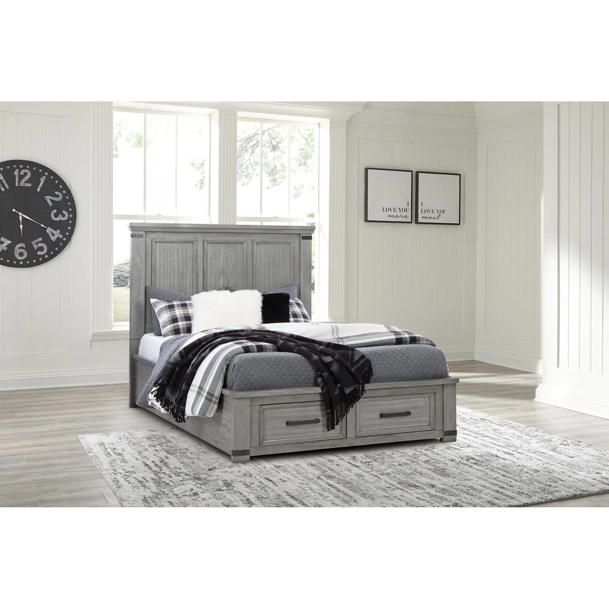 Russelyn Storage Bed - Image 8