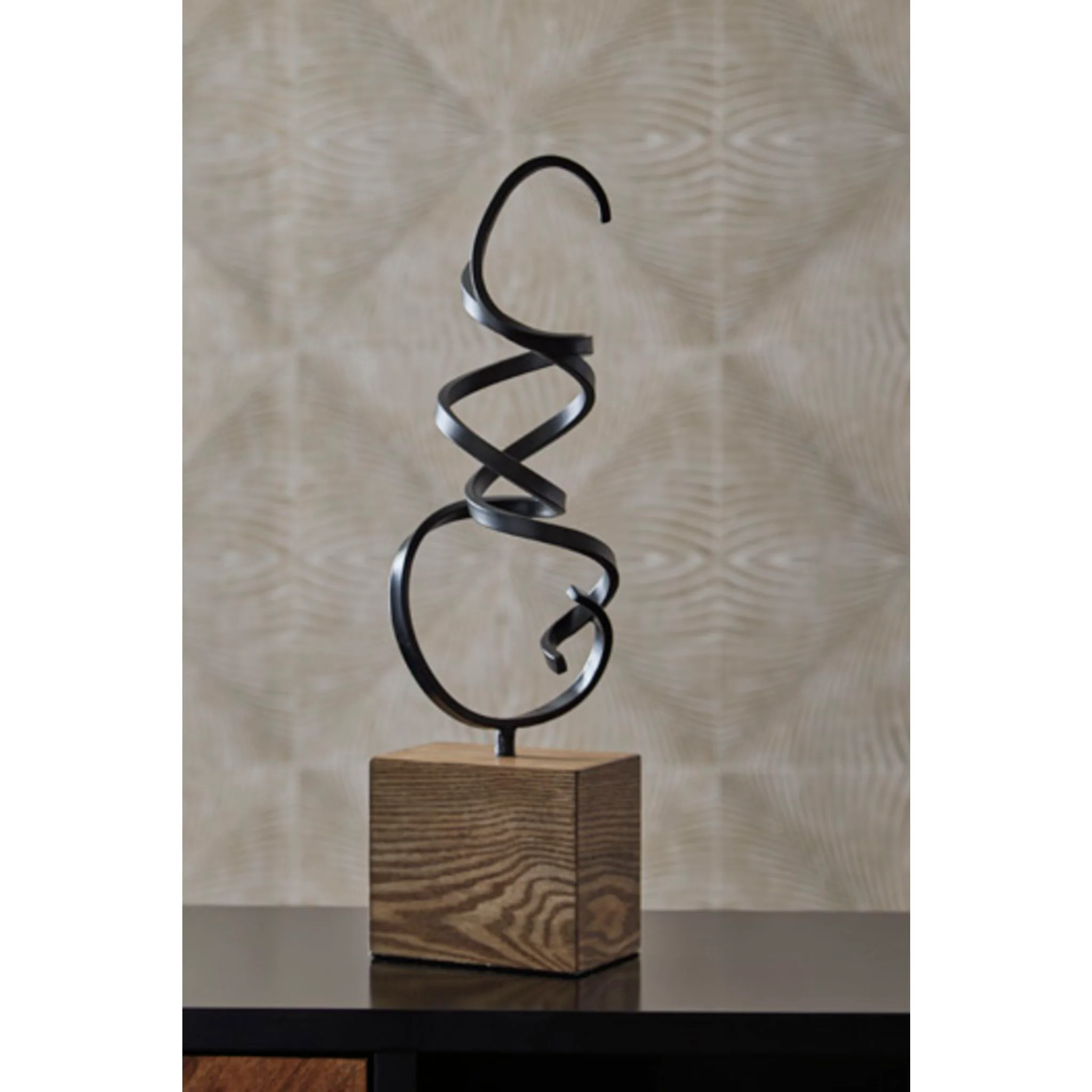 Ruthland Sculpture - Image 7