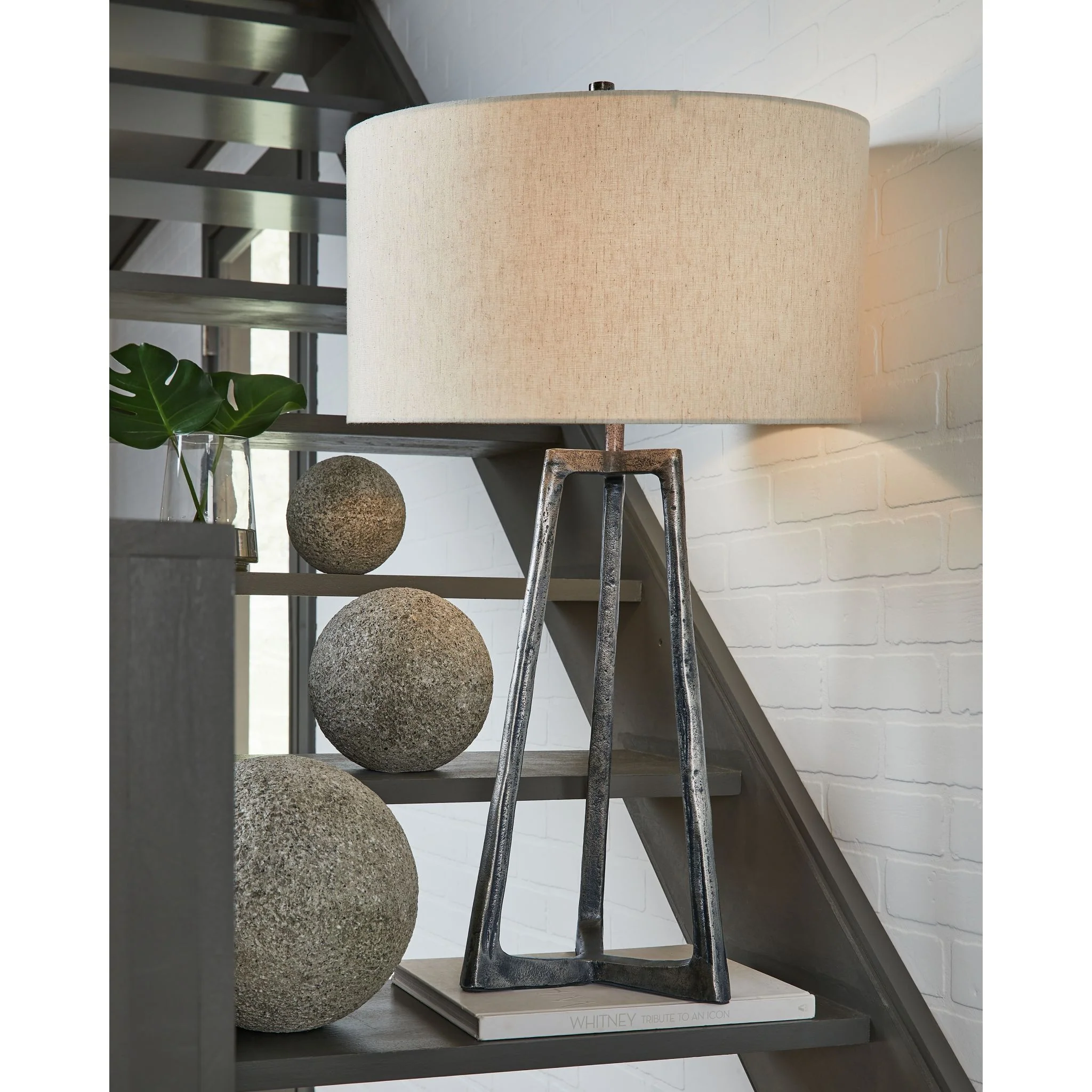Ryandale Table Lamp (Single) - Image 2